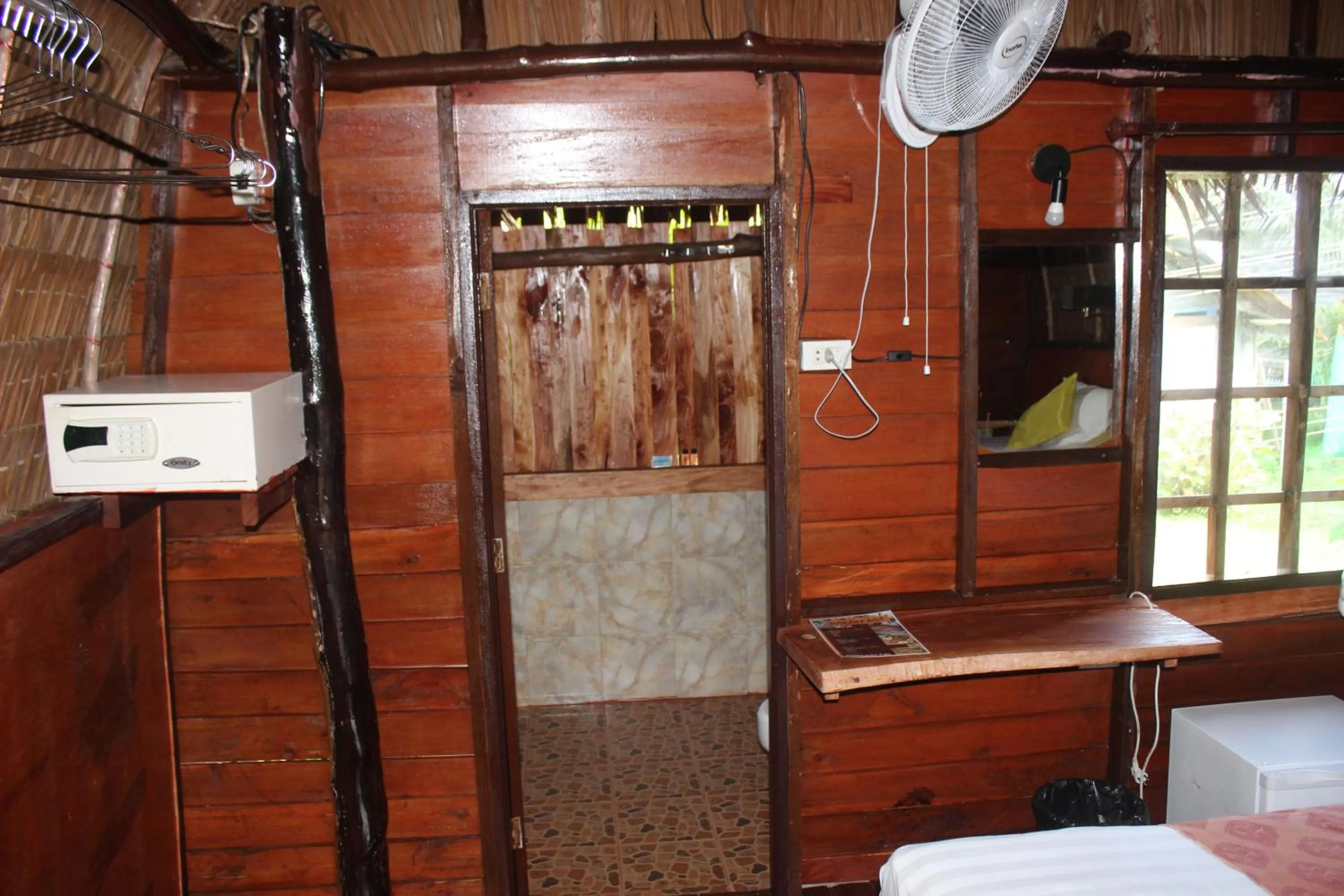 Eden Lanta Bungalow