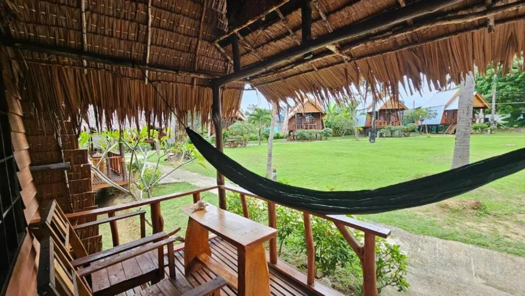 Eden Lanta Bungalow