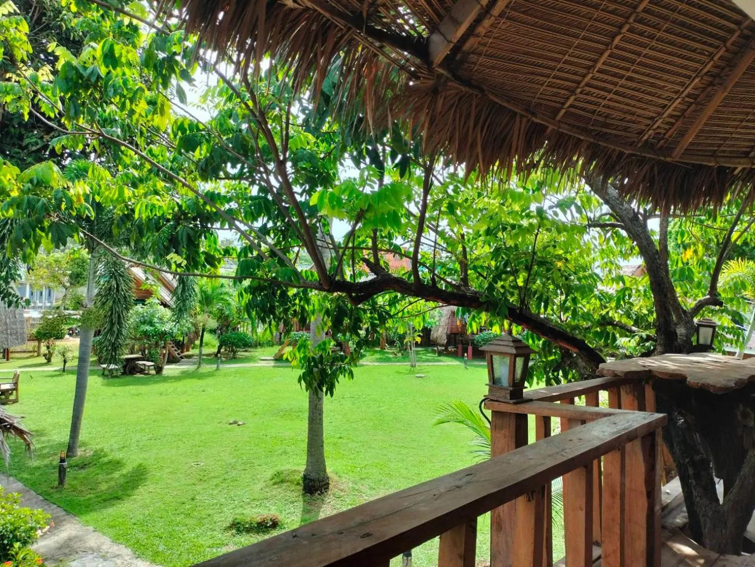 Eden Lanta Bungalow