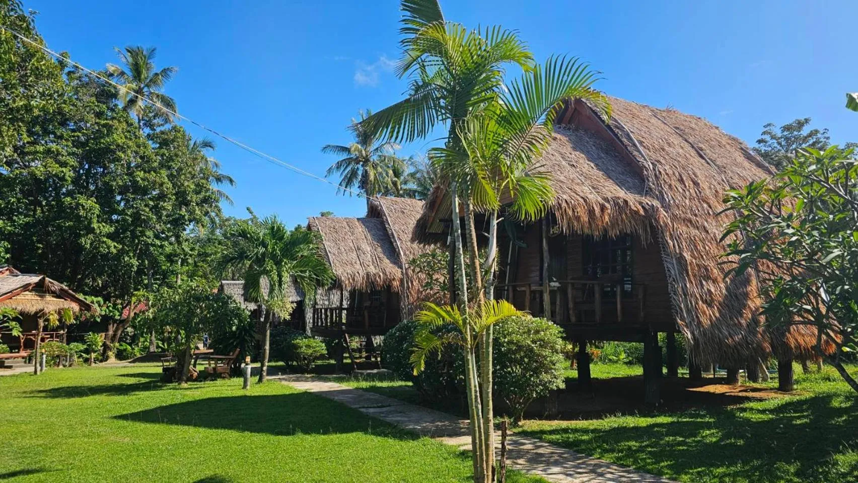 Eden Lanta Bungalow