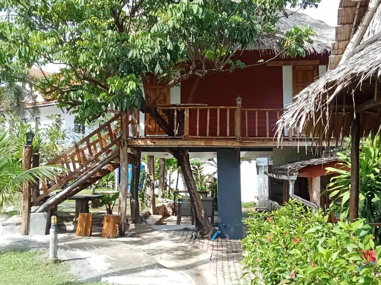 Eden Lanta Bungalow