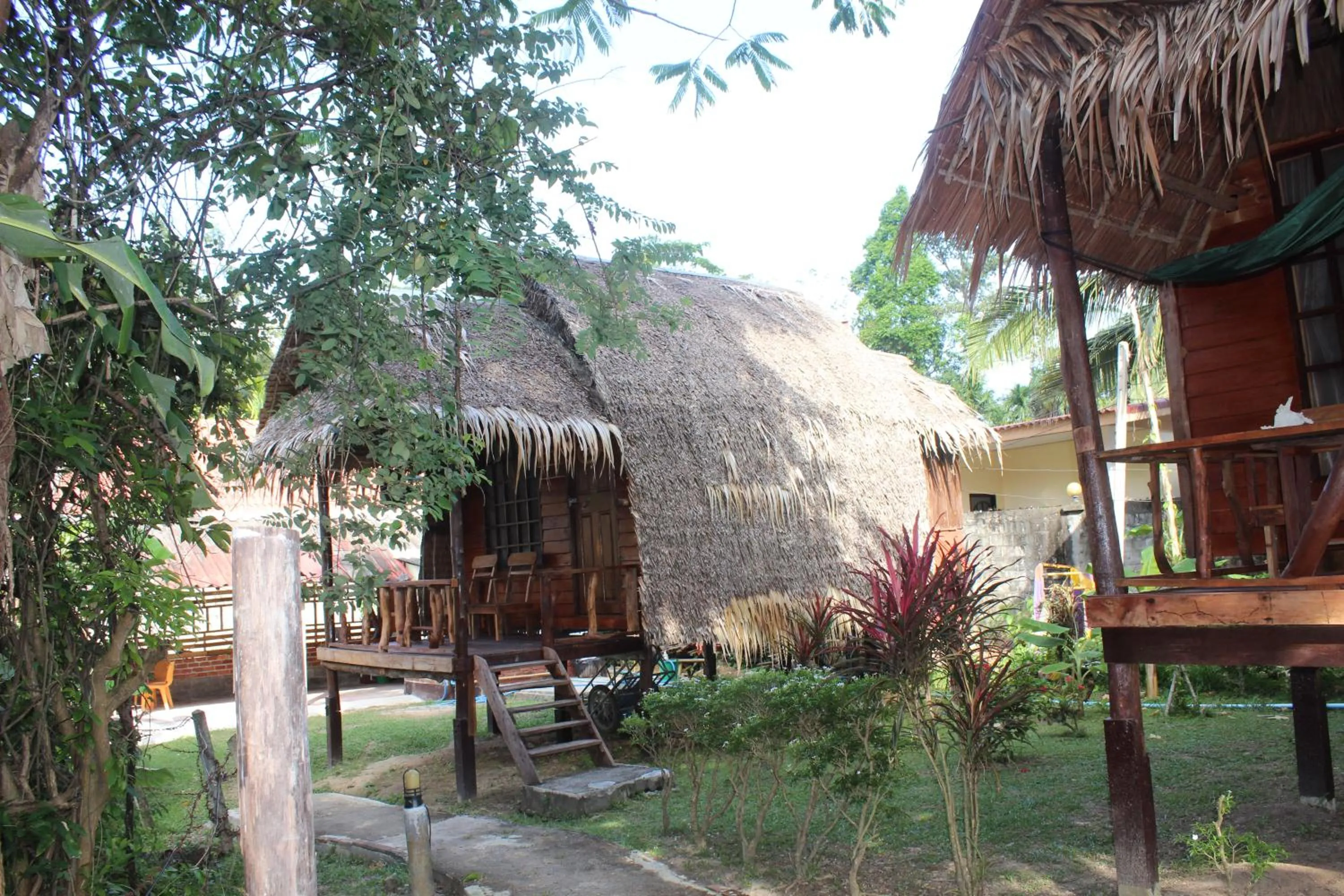 Eden Lanta Bungalow
