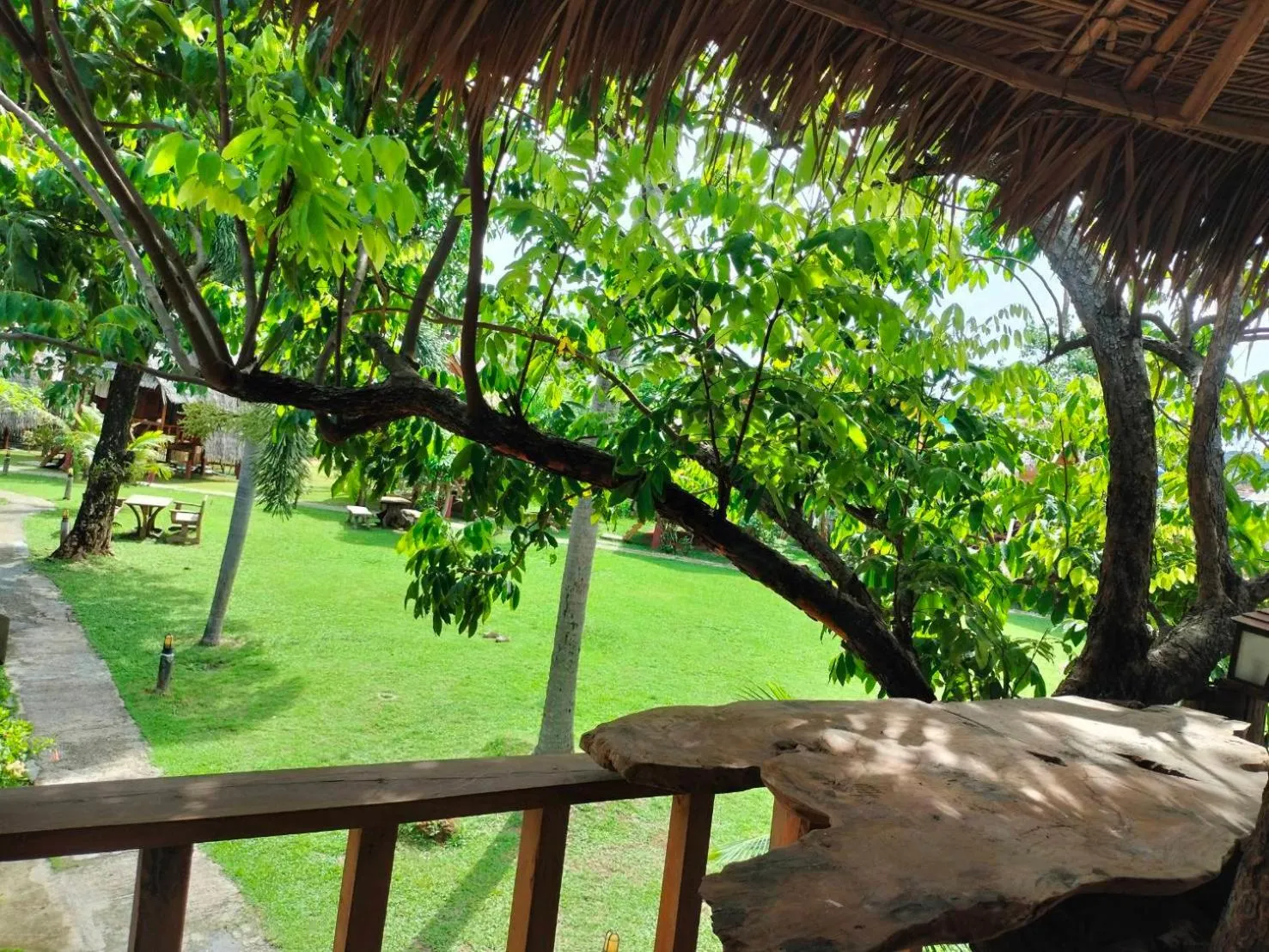 Eden Lanta Bungalow