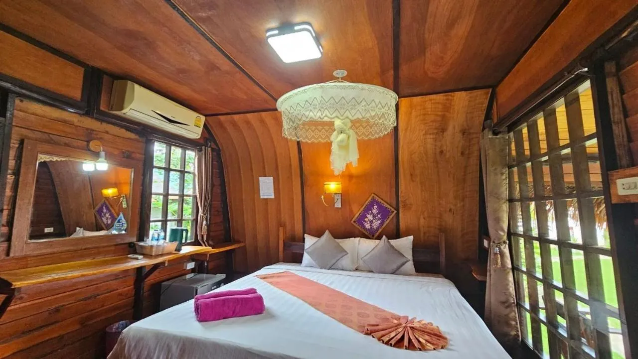 Bed in Eden Lanta Bungalow