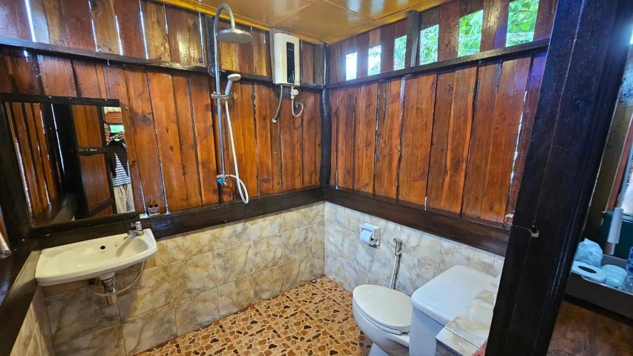 Eden Lanta Bungalow