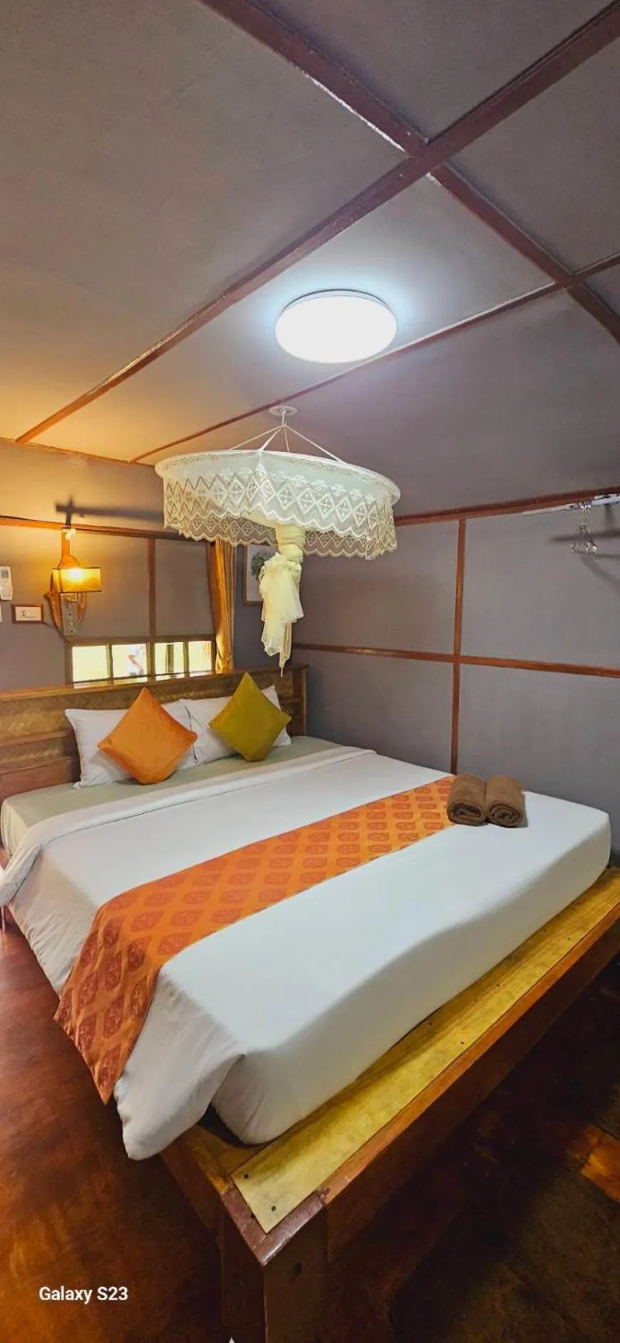 Bed in Eden Lanta Bungalow