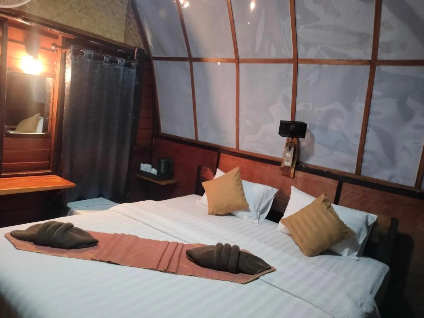 Bed in Eden Lanta Bungalow