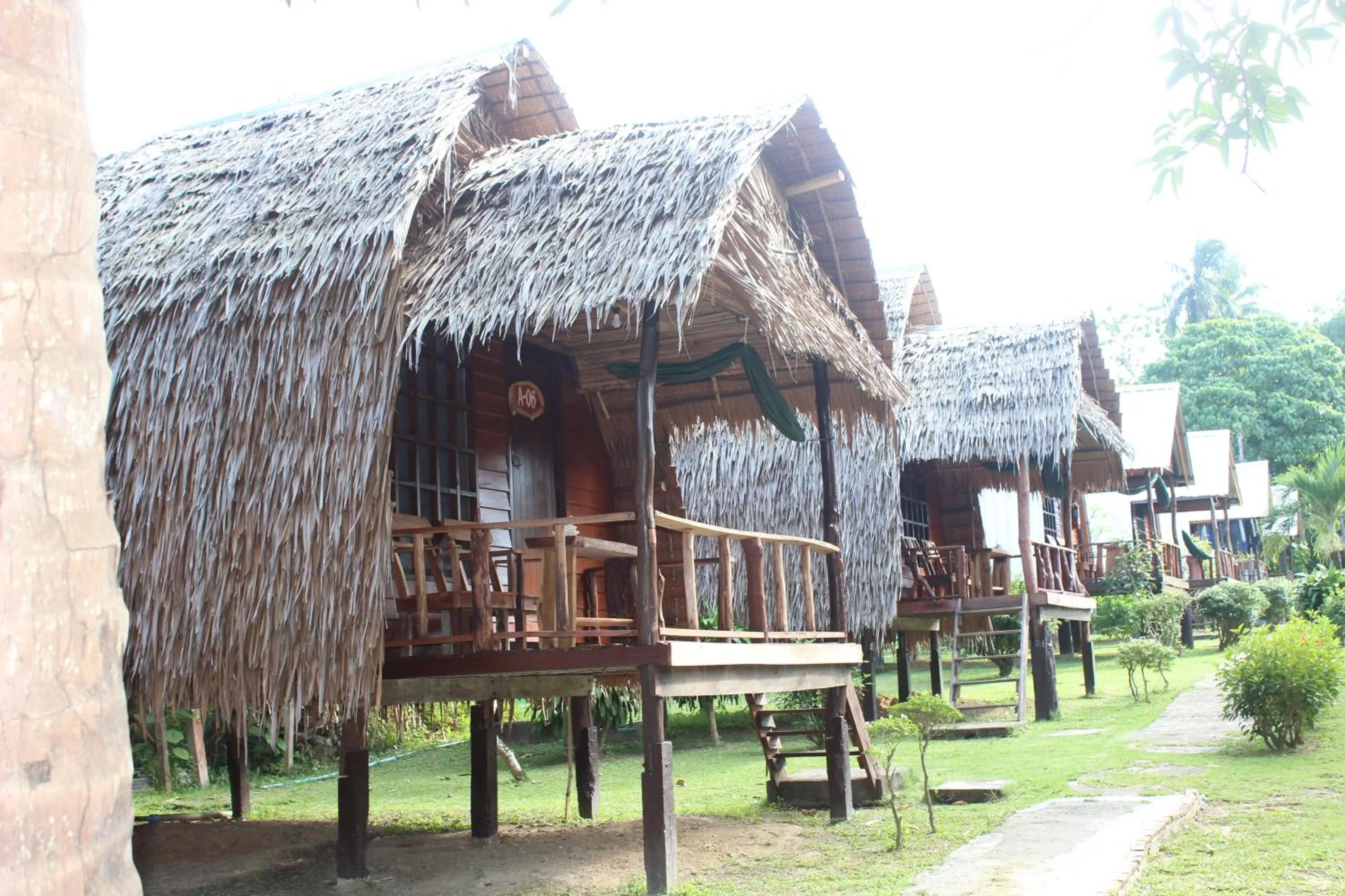 Eden Lanta Bungalow