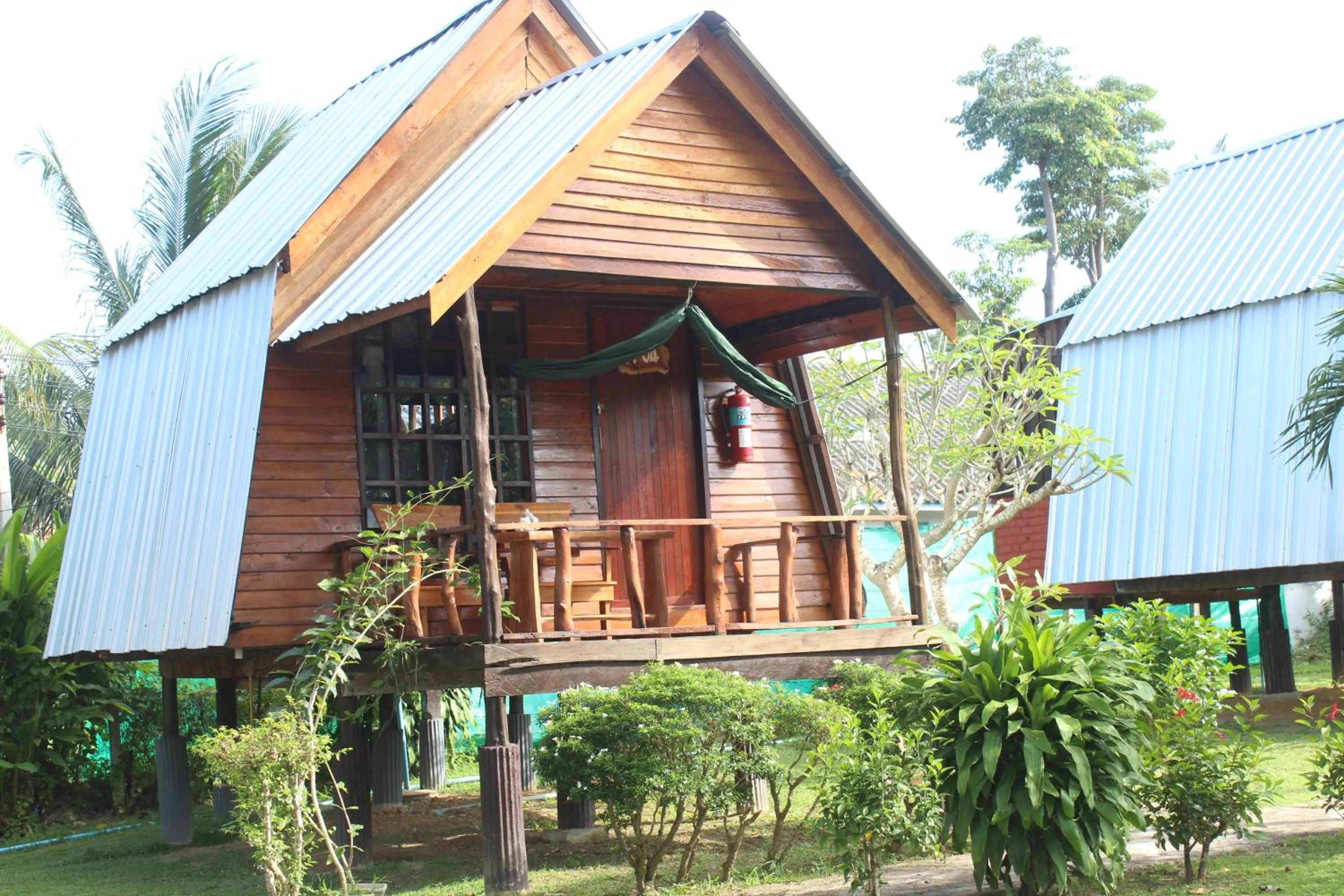 Eden Lanta Bungalow