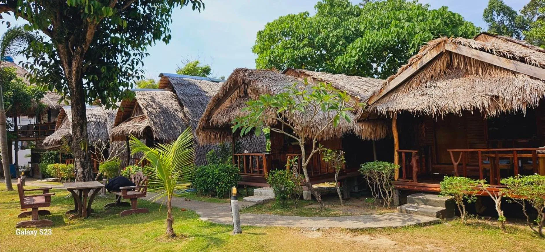 Eden Lanta Bungalow