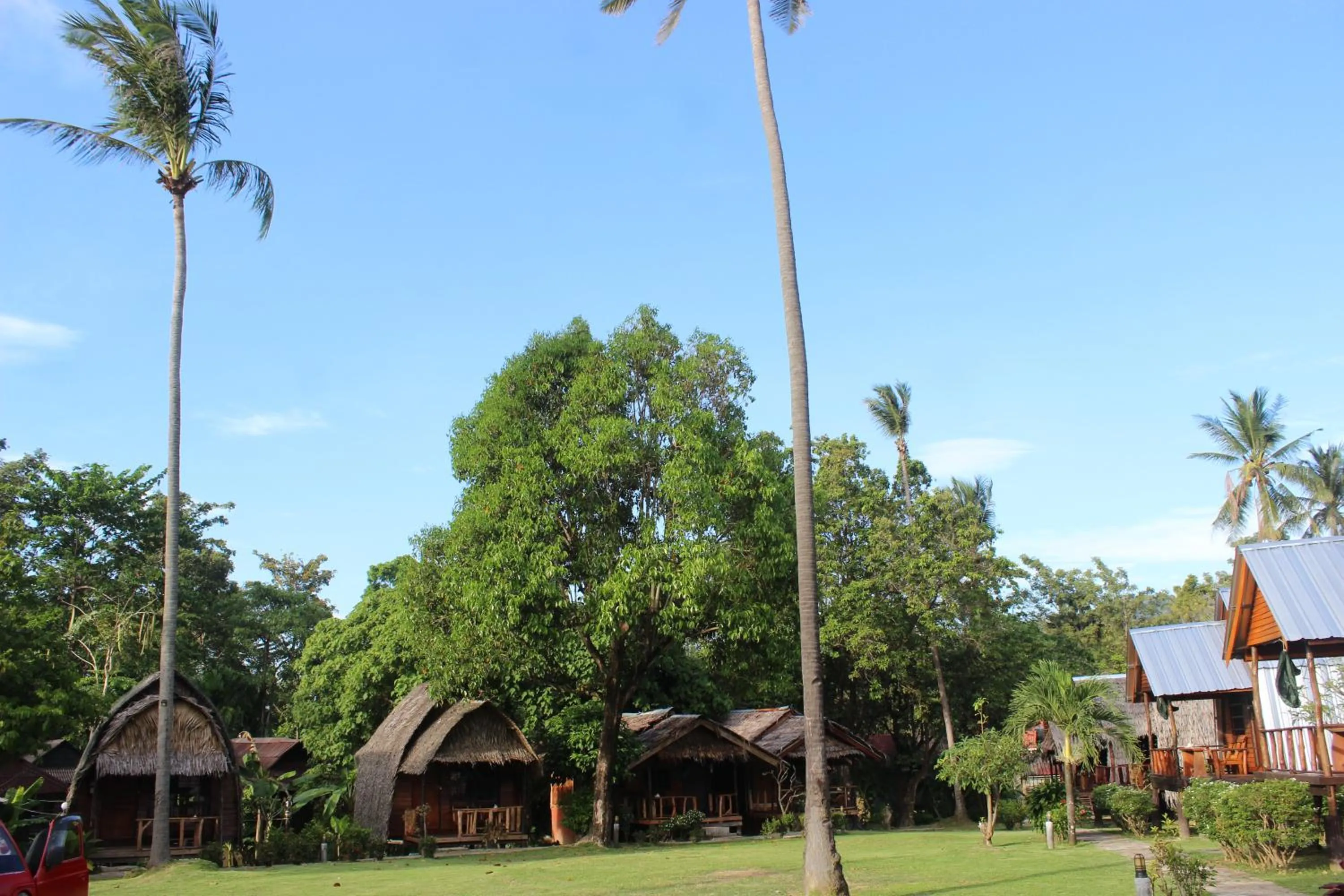 Eden Lanta Bungalow