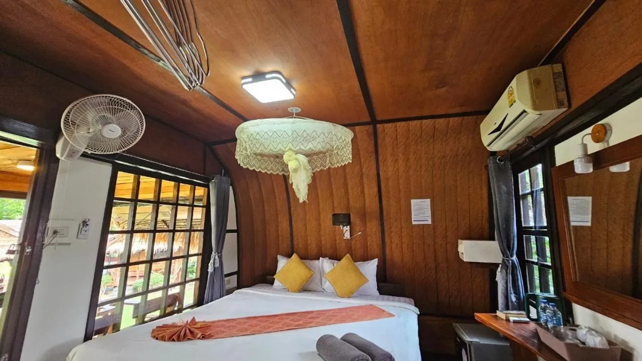 Bed in Eden Lanta Bungalow