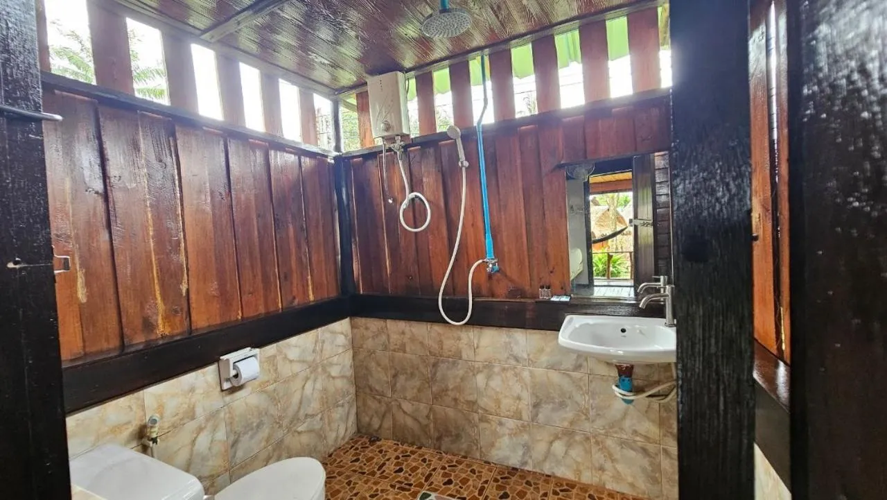 Eden Lanta Bungalow