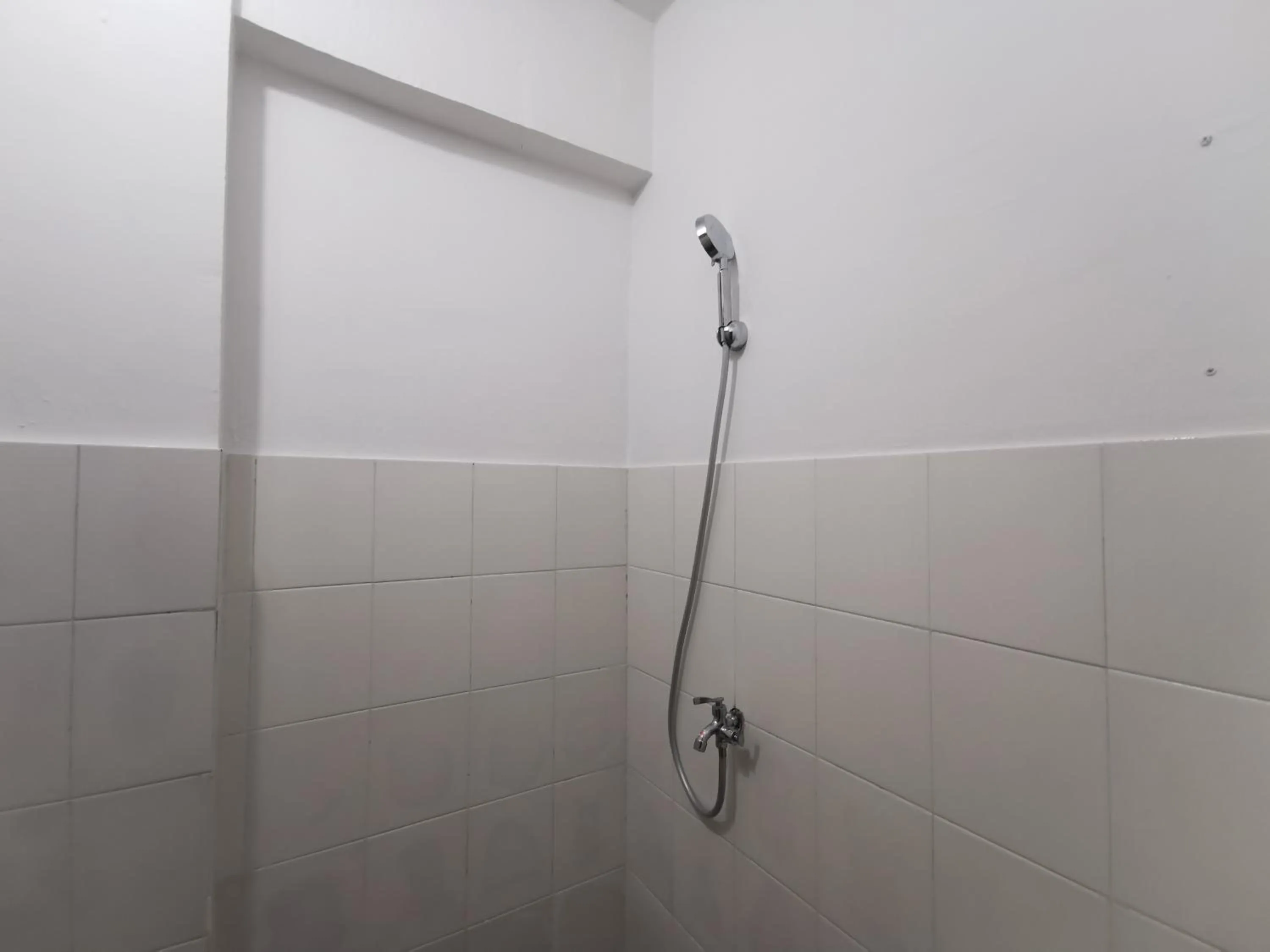 Shower in Mailbox Arsakha Lobi B Cibubur Village