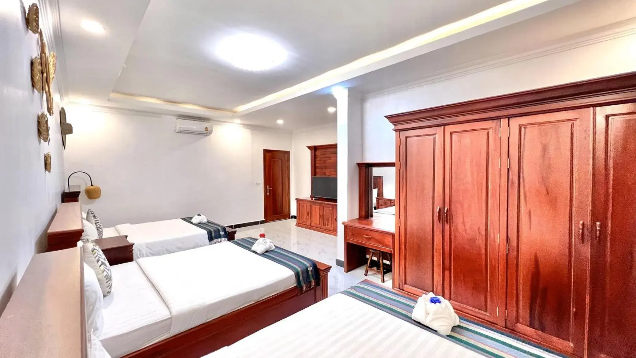 Deluxe Family Room in NyNa Villa Guesthouse Deluxe Family Room in NyNa Villa Guesthouse