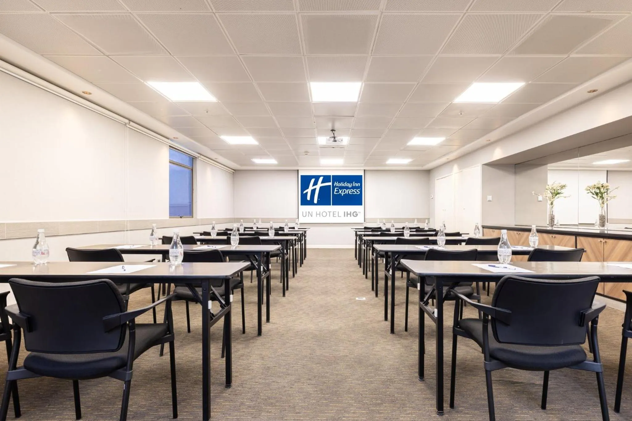 Meeting/conference room in Holiday Inn Express - Antofagasta by IHG