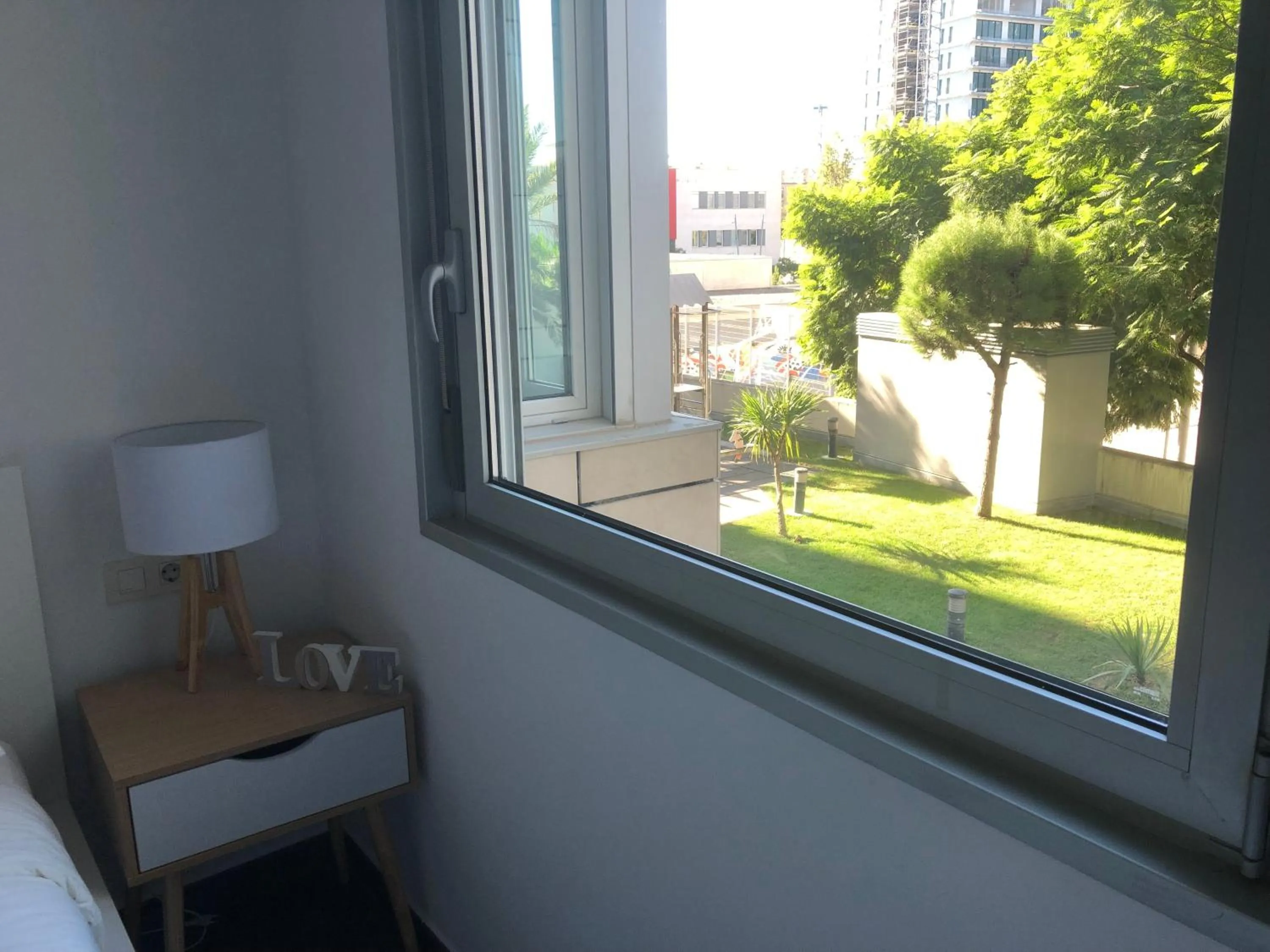 Garden view in Standing Apartment Barcelona Forum