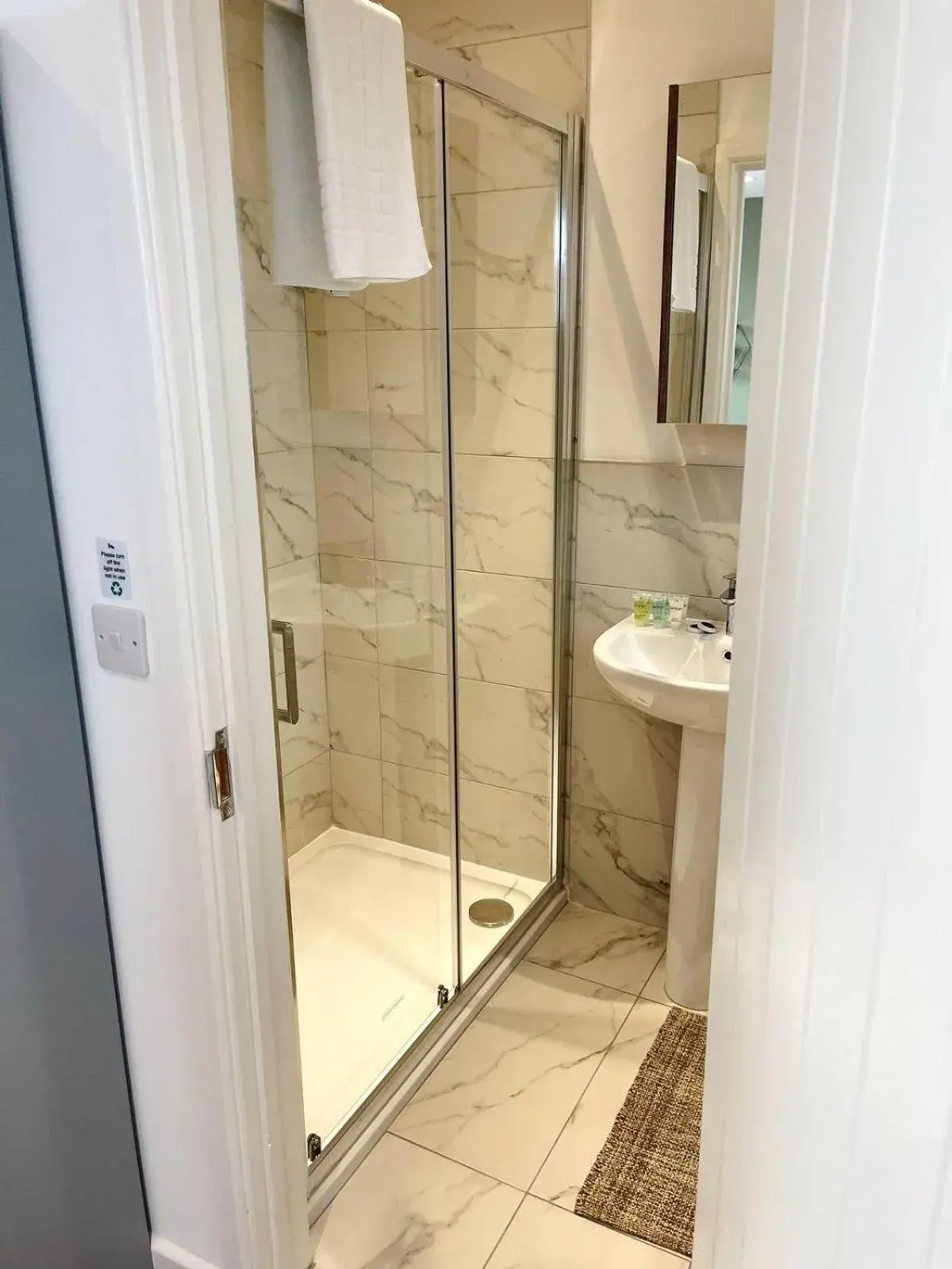 Family Studio in Cambridge Studios and Suites by Tas Accommodations Family Studio in Cambridge Studios and Suites by Tas Accommodations