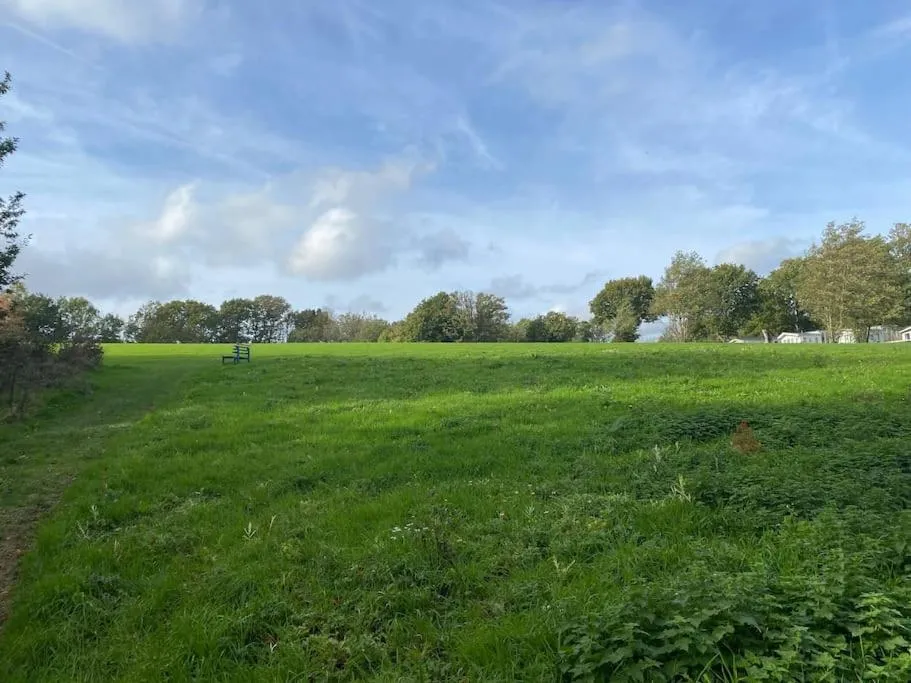 Coghurst Hall Holiday Home Sleeps 6, 2 bedrooms