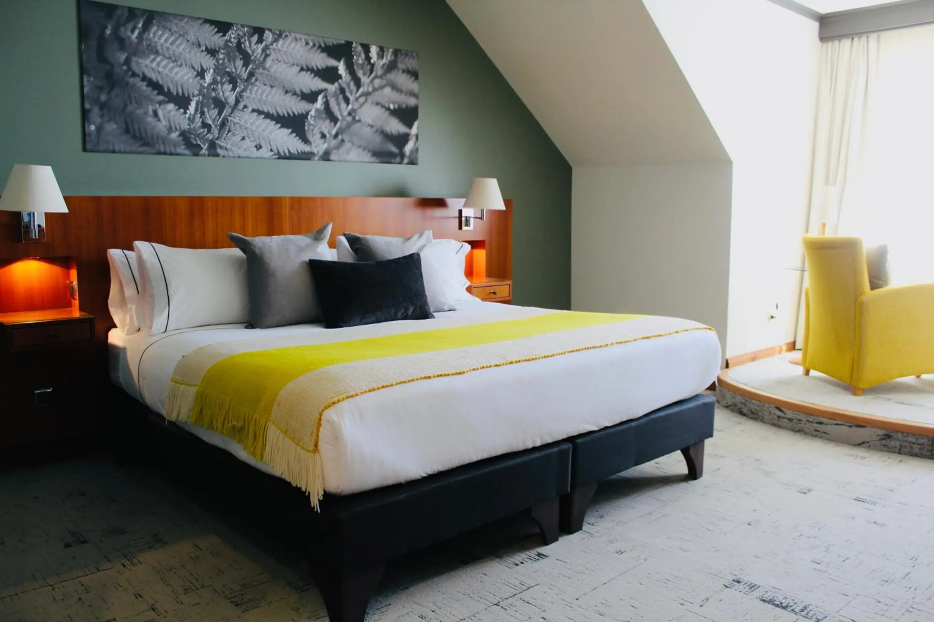 Bed in Park Lake Luxury Hotel Bed in Park Lake Luxury Hotel