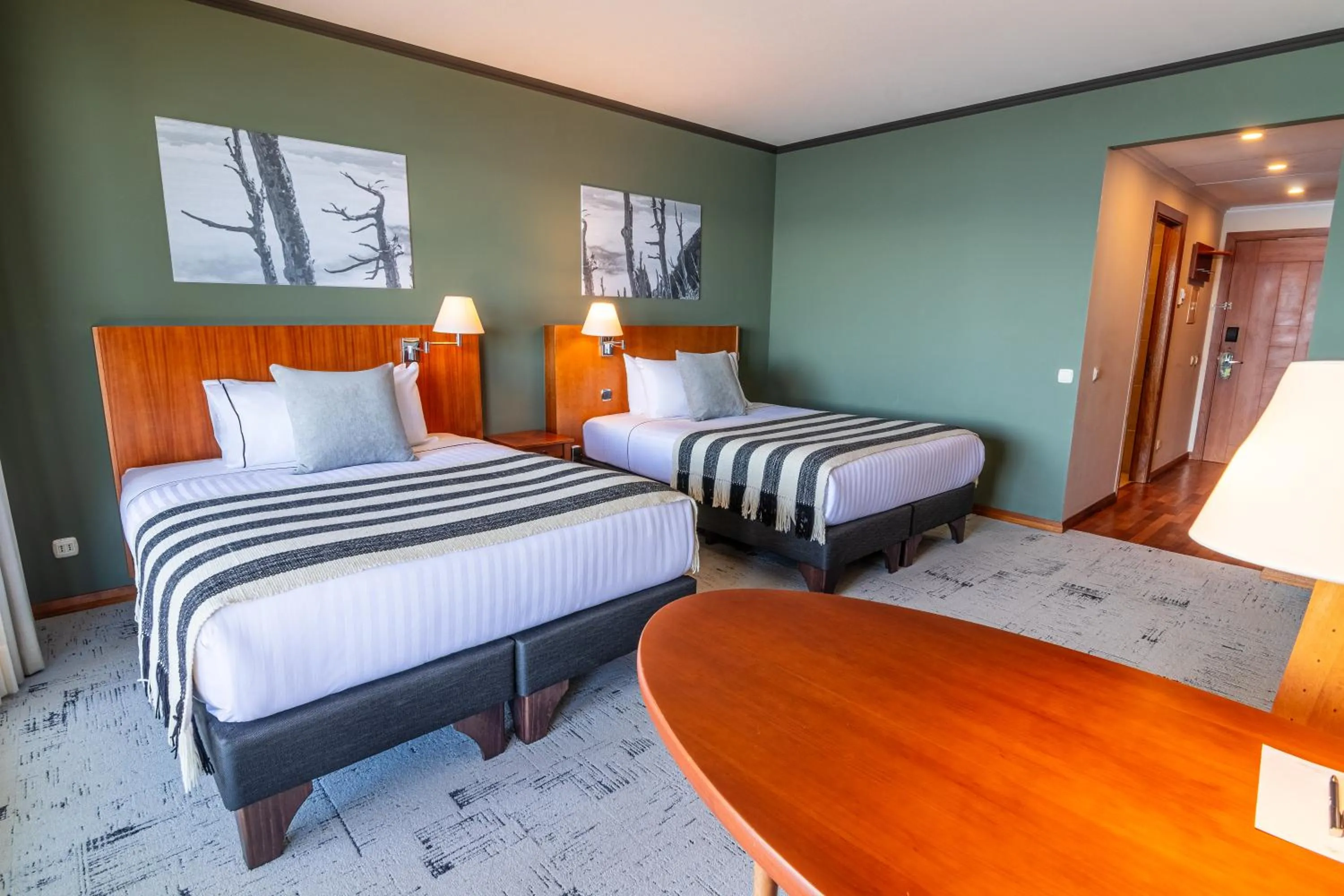 Bedroom, Bed in Park Lake Luxury Hotel