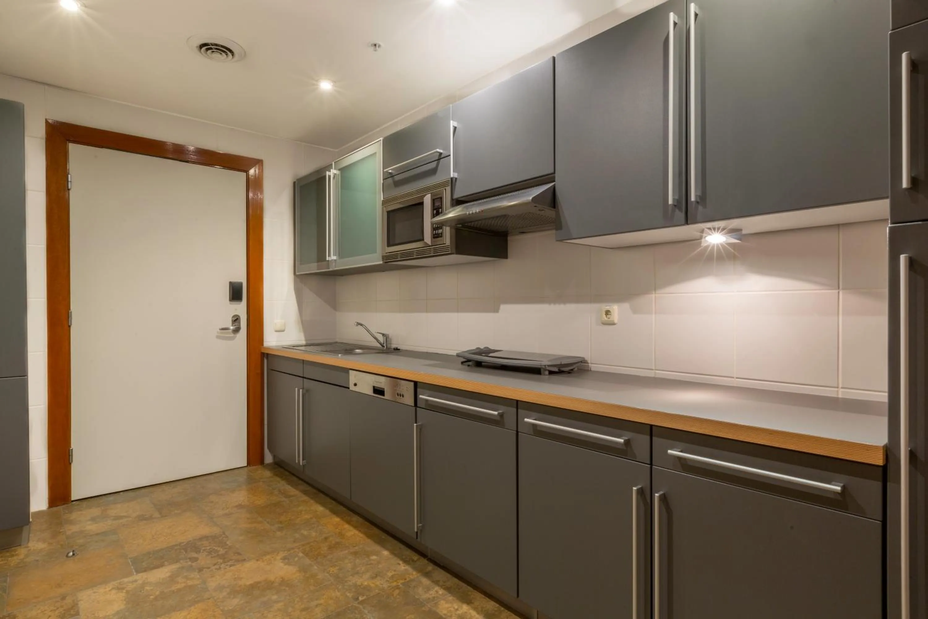 Kitchen or kitchenette in Park Lake Luxury Hotel