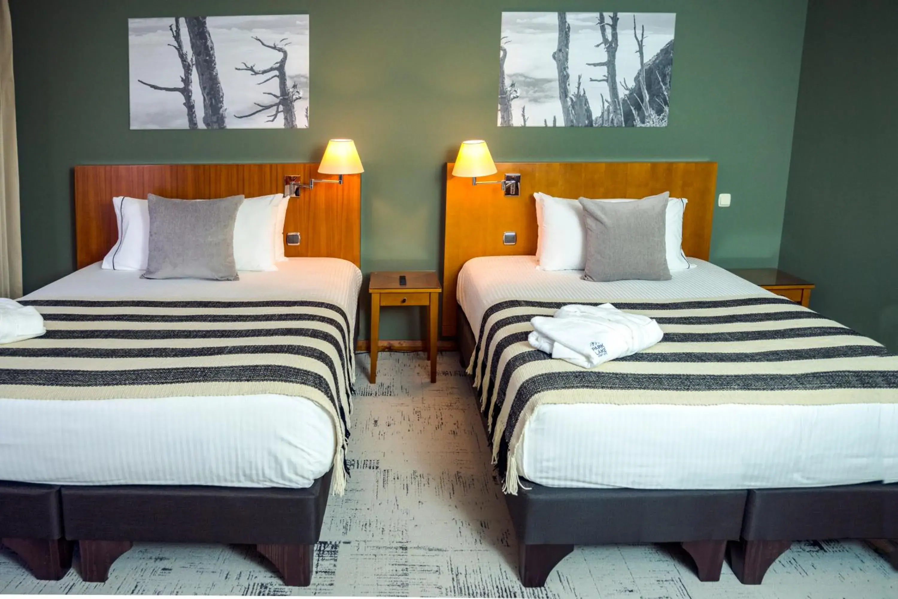 Bed in Park Lake Luxury Hotel Bed in Park Lake Luxury Hotel