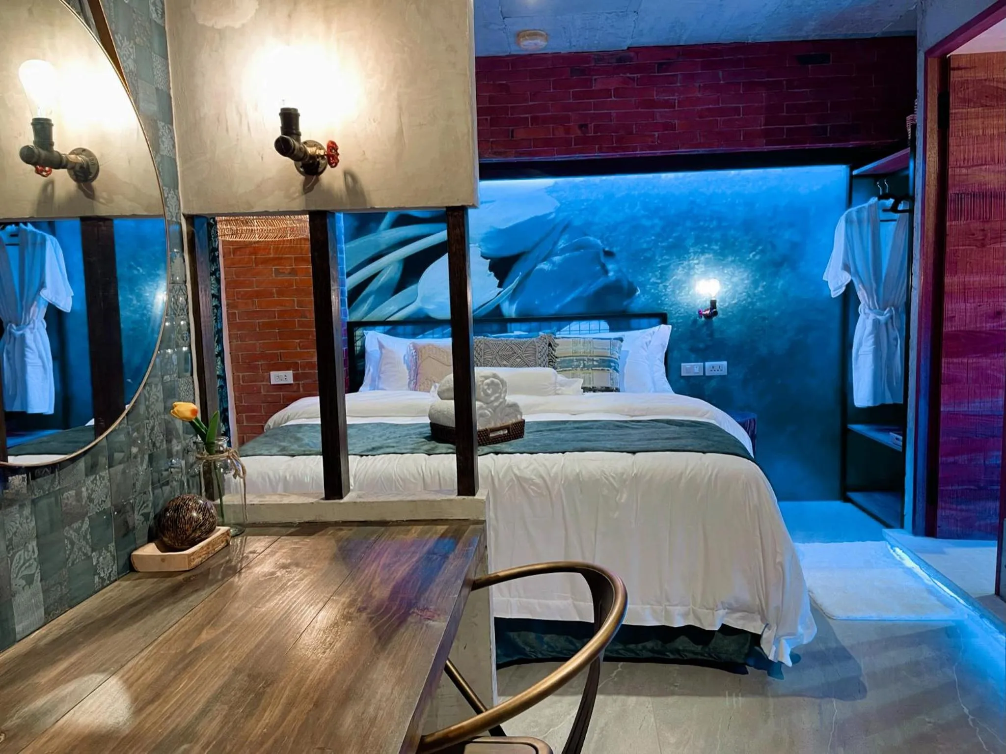 Bedroom, Bed in Blue Tulip - 4mins from Mactan Airport