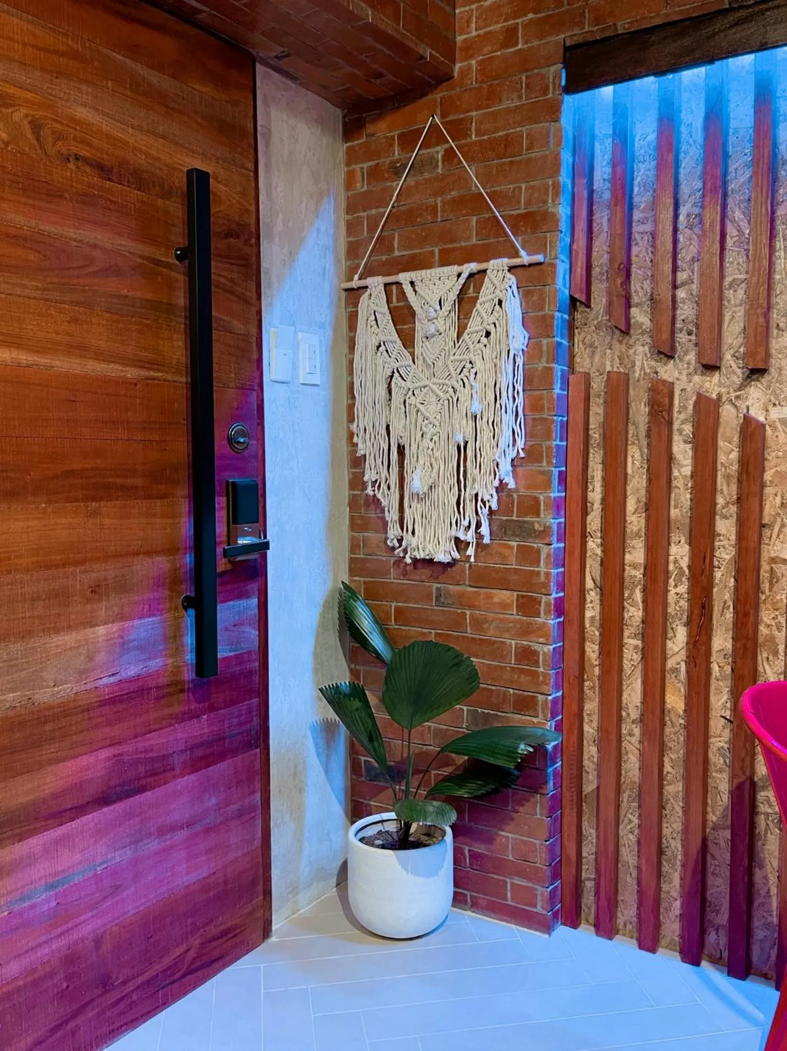 Decorative detail in Blue Tulip - 4mins from Mactan Airport