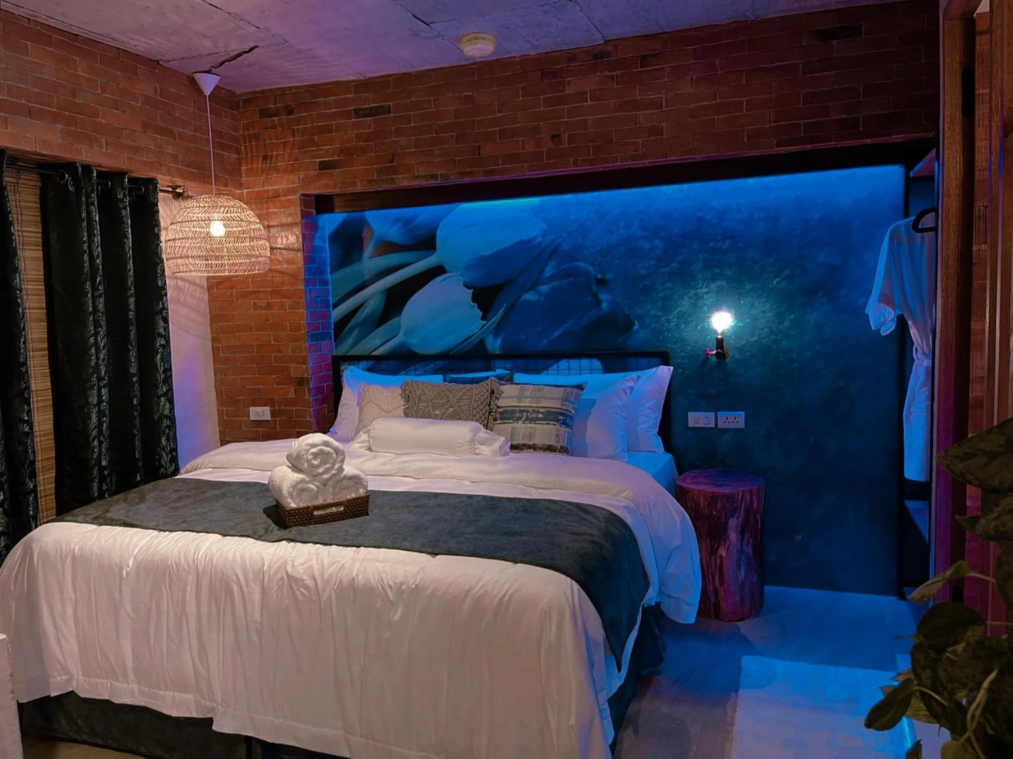 Bedroom, Bed in Blue Tulip - 4mins from Mactan Airport