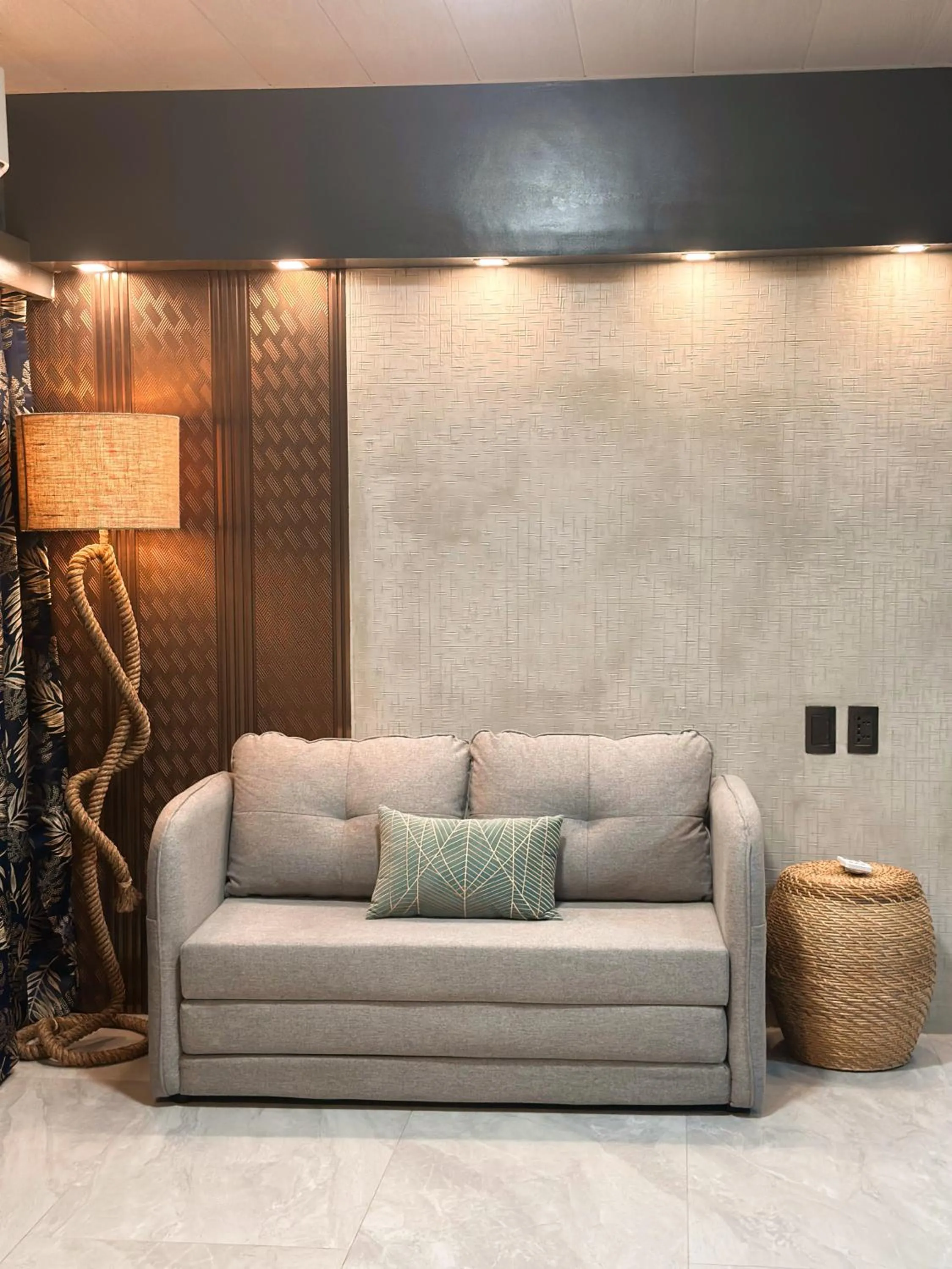 Seating area in Blue Tulip - 4mins from Mactan Airport