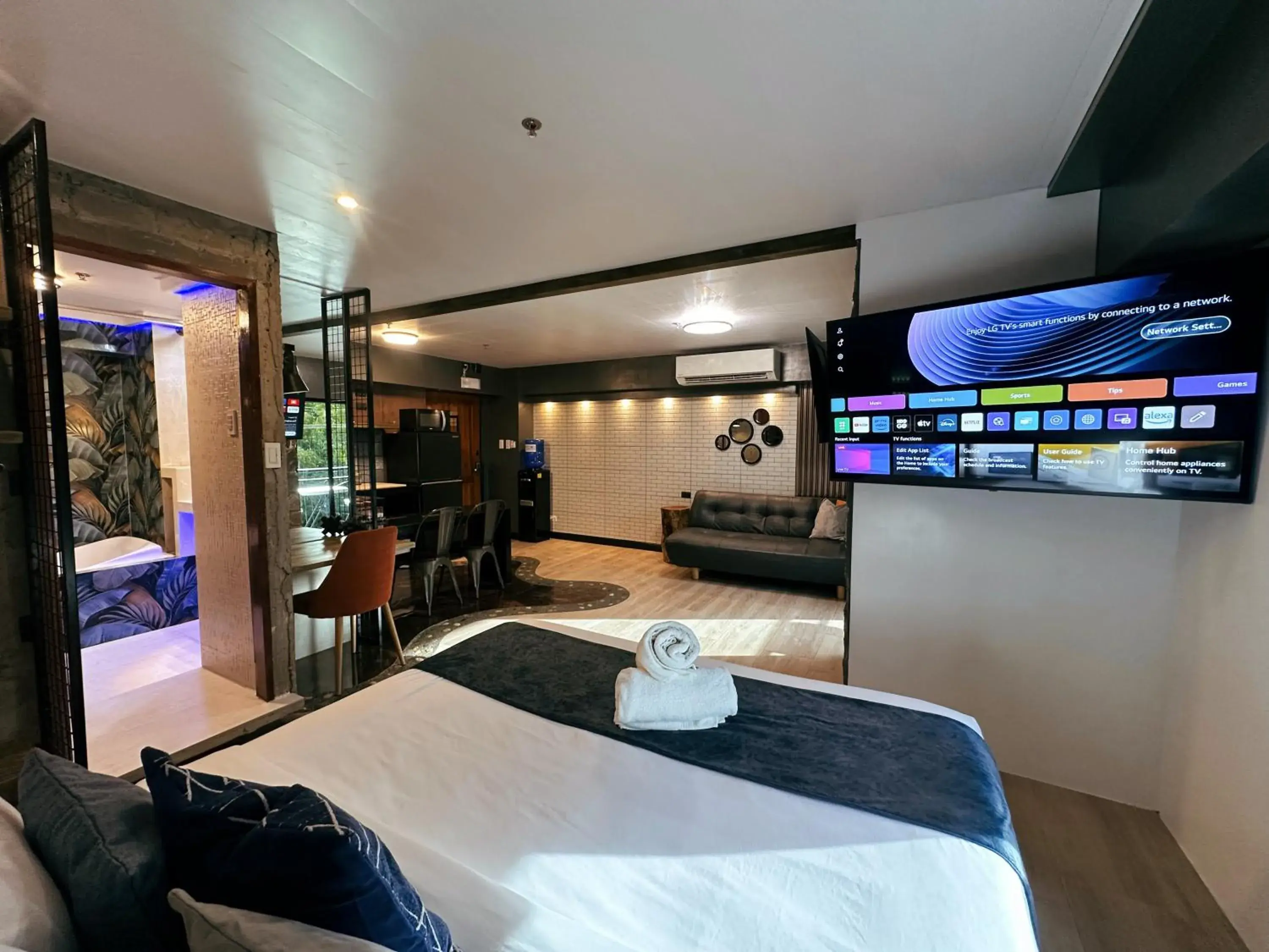Bed in Blue Tulip - 4mins from Mactan Airport Bed in Blue Tulip - 4mins from Mactan Airport