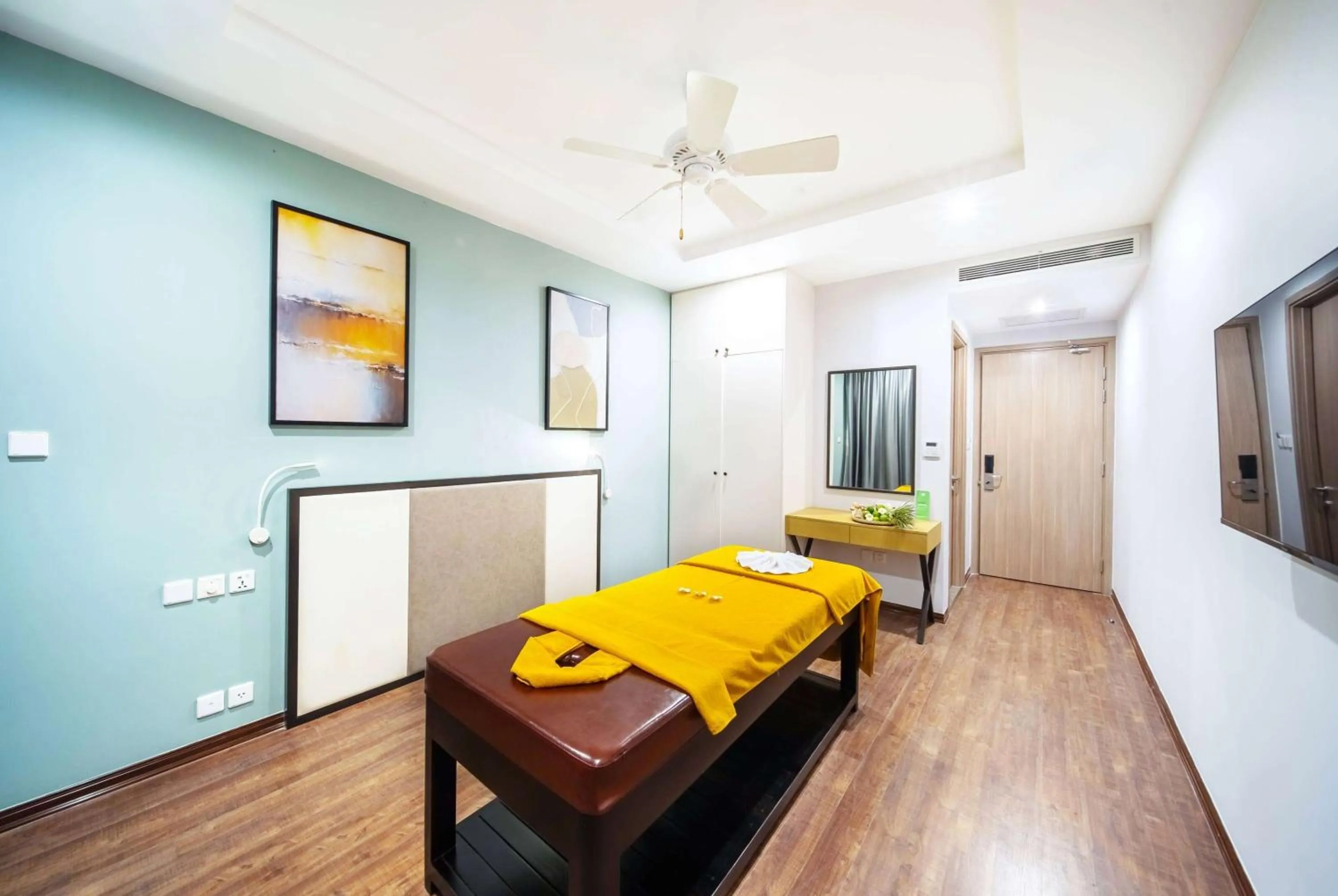 Spa and wellness centre/facilities, Bed in Wyndham Garden Grandworld Phu Quoc