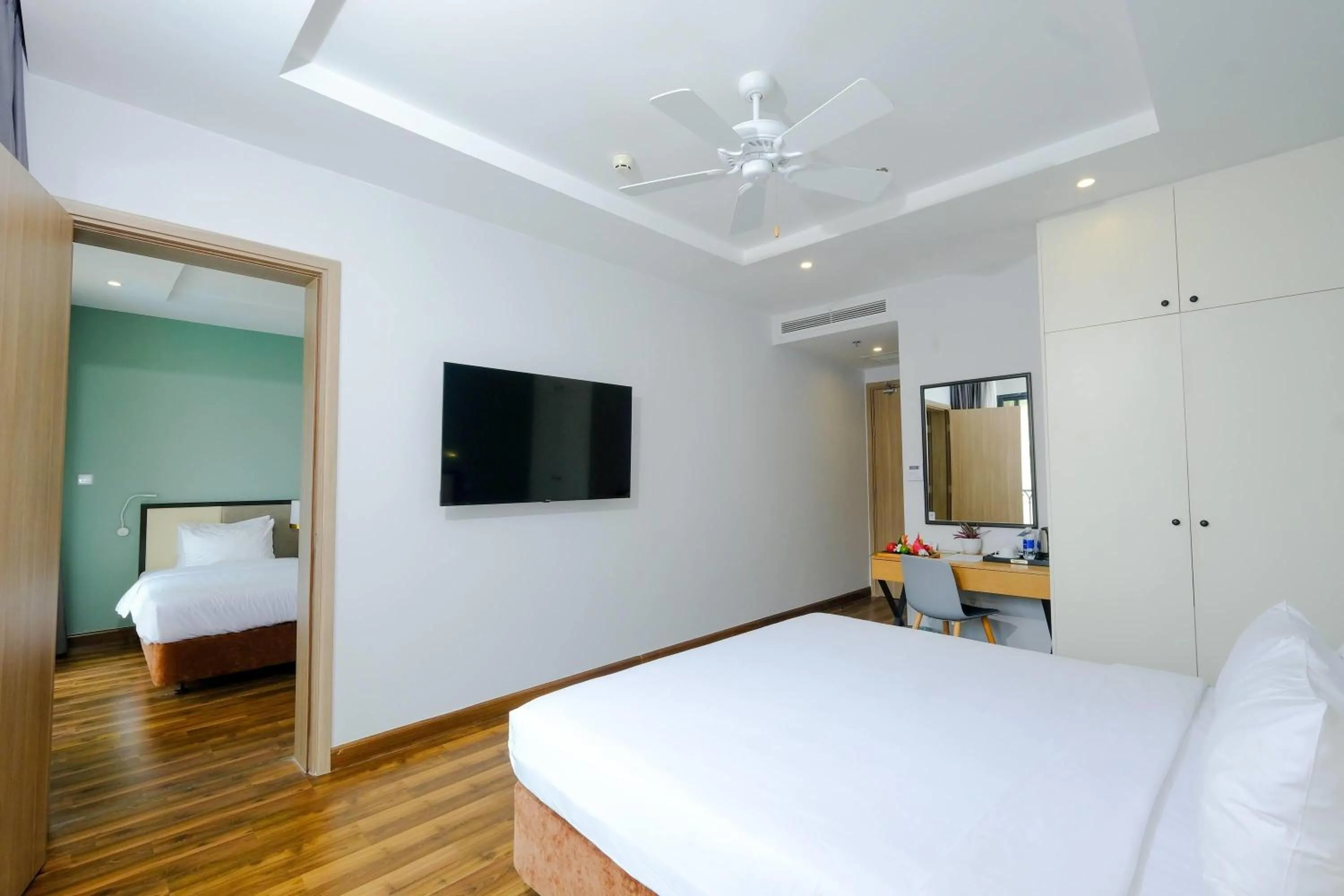 Photo of the whole room, Bed in Wyndham Garden Grandworld Phu Quoc