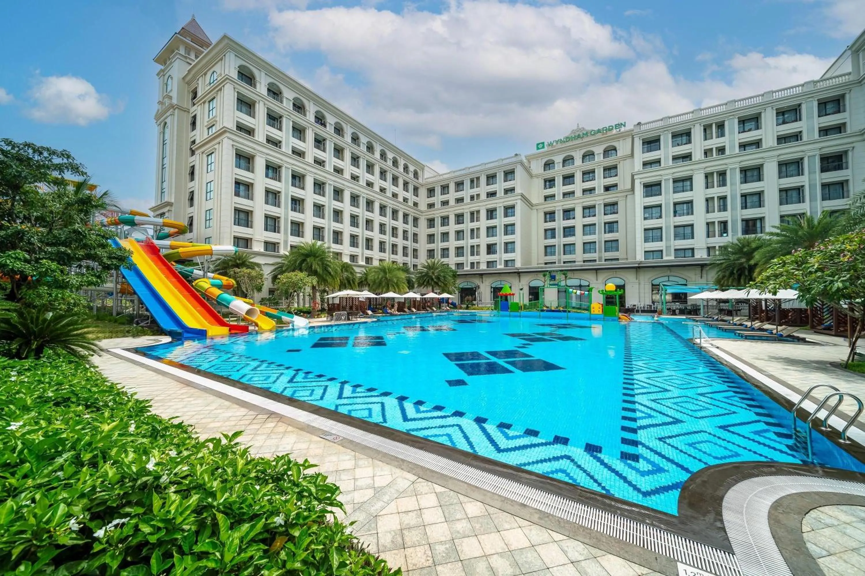 Swimming pool in Wyndham Garden Grandworld Phu Quoc