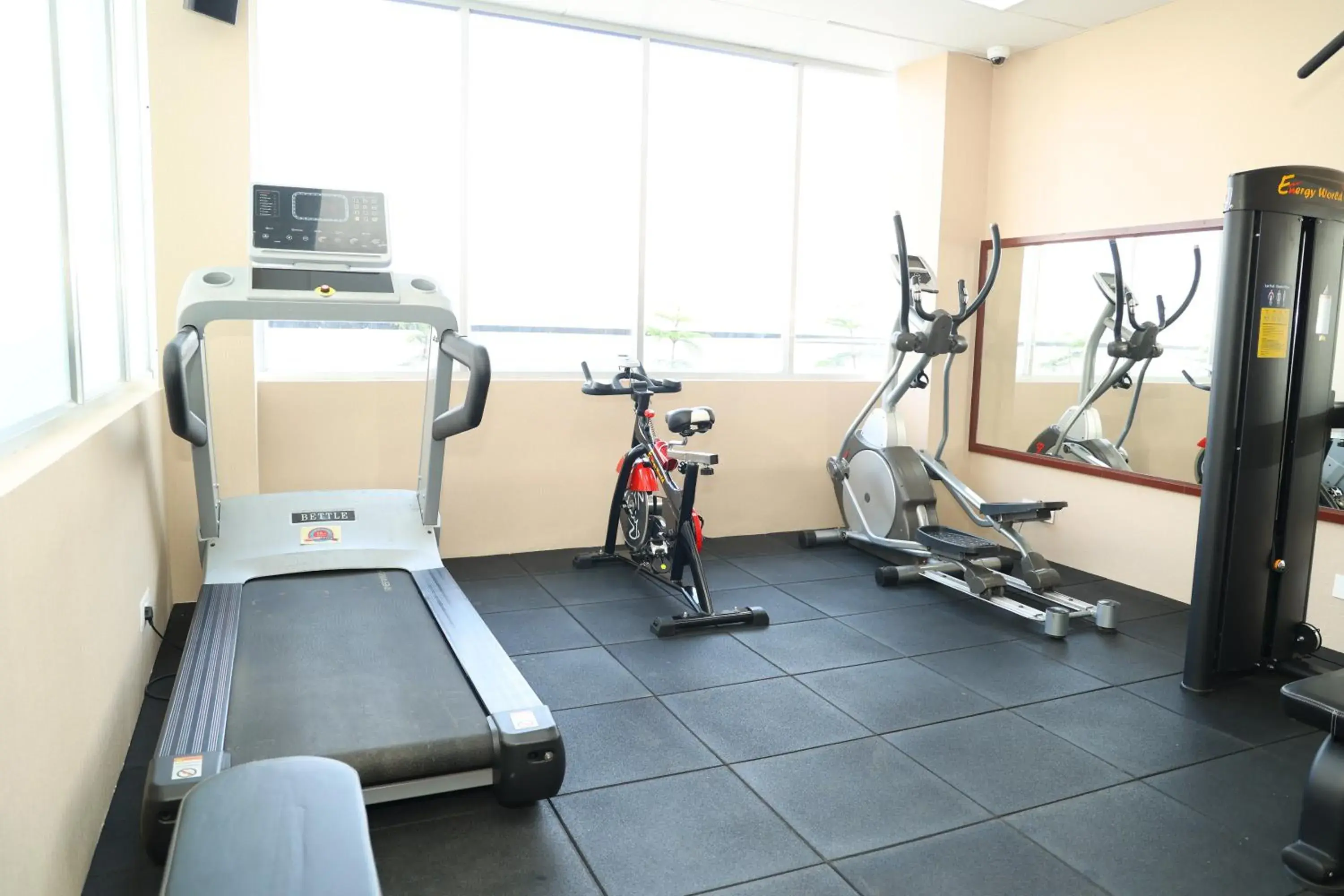 Utopian Luxe Utopian Luxe