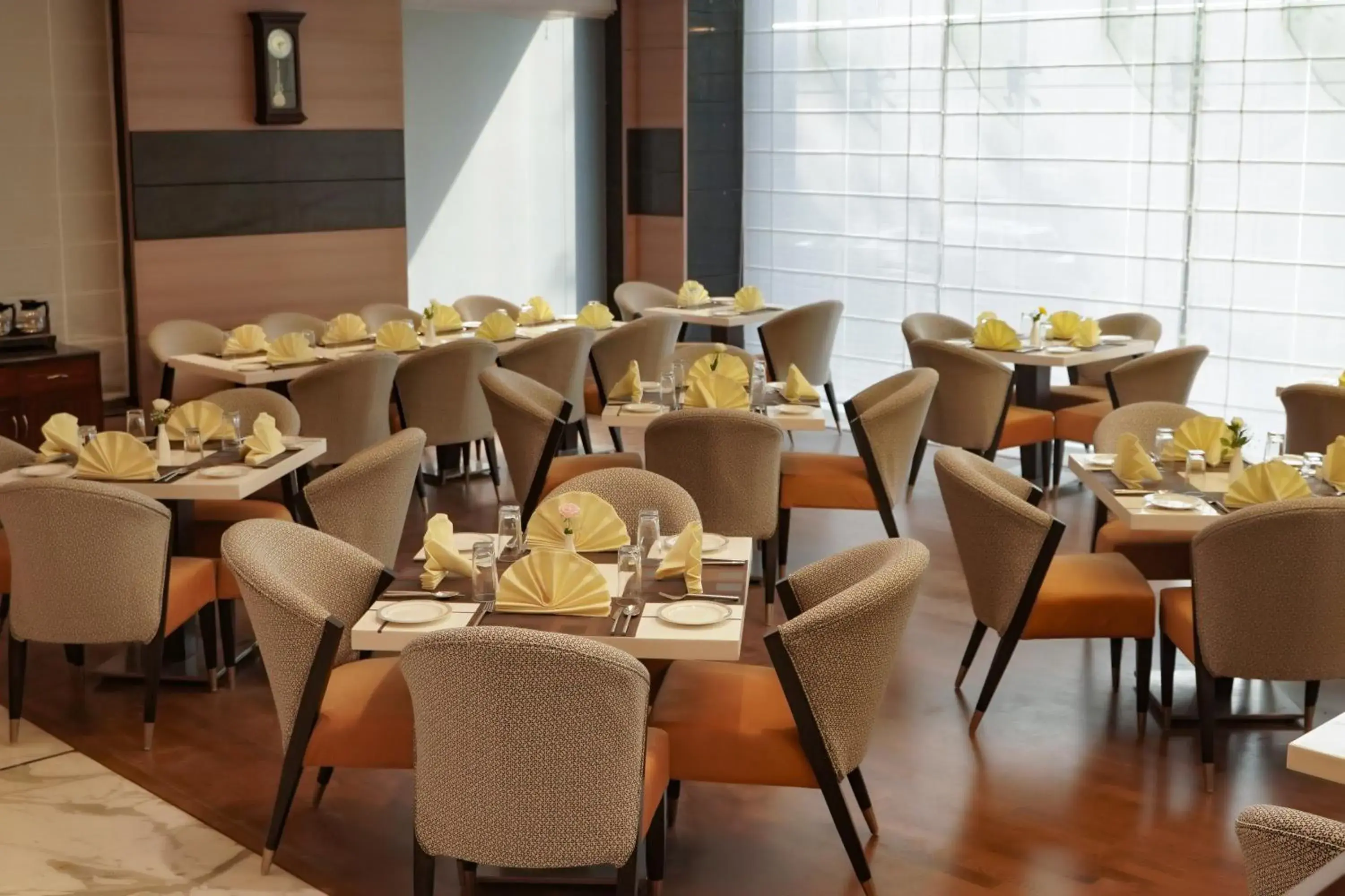 Restaurant/places to eat in Utopian Luxe Restaurant/places to eat in Utopian Luxe