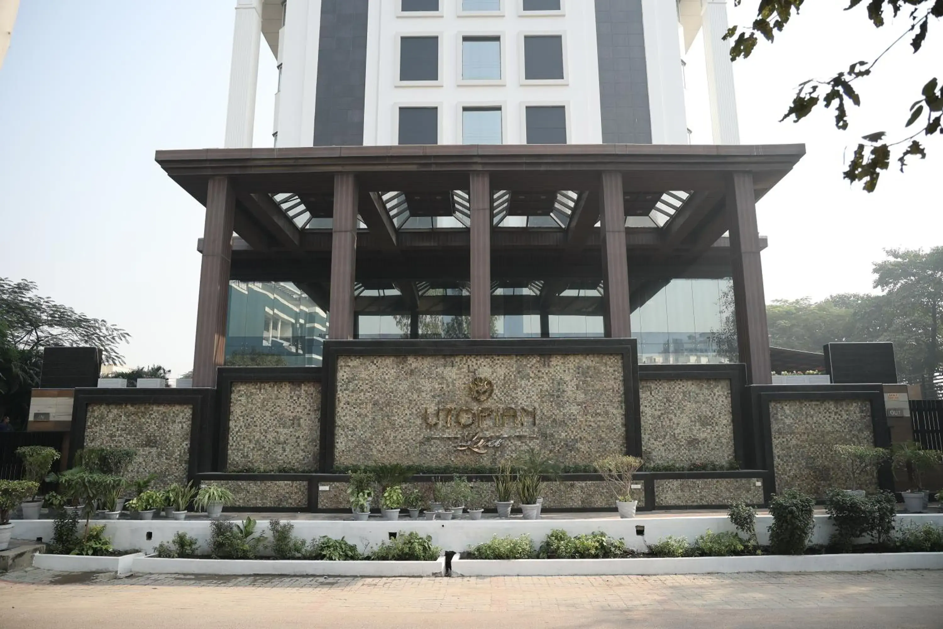 Utopian Luxe Utopian Luxe