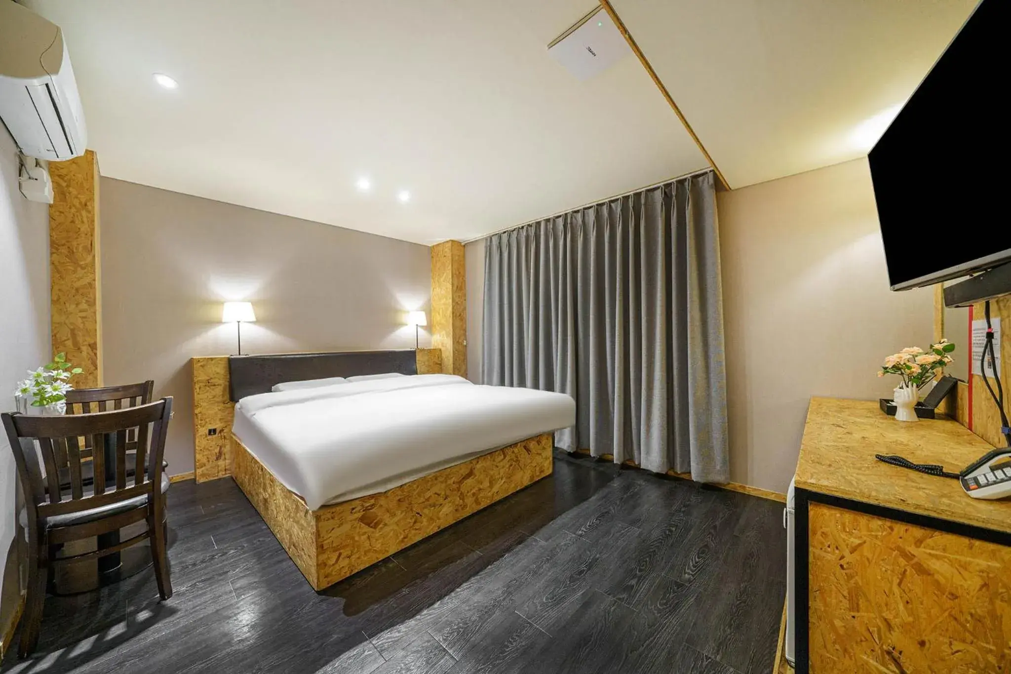 Deluxe Triple Room in 26 HOTEL Deluxe Triple Room in 26 HOTEL