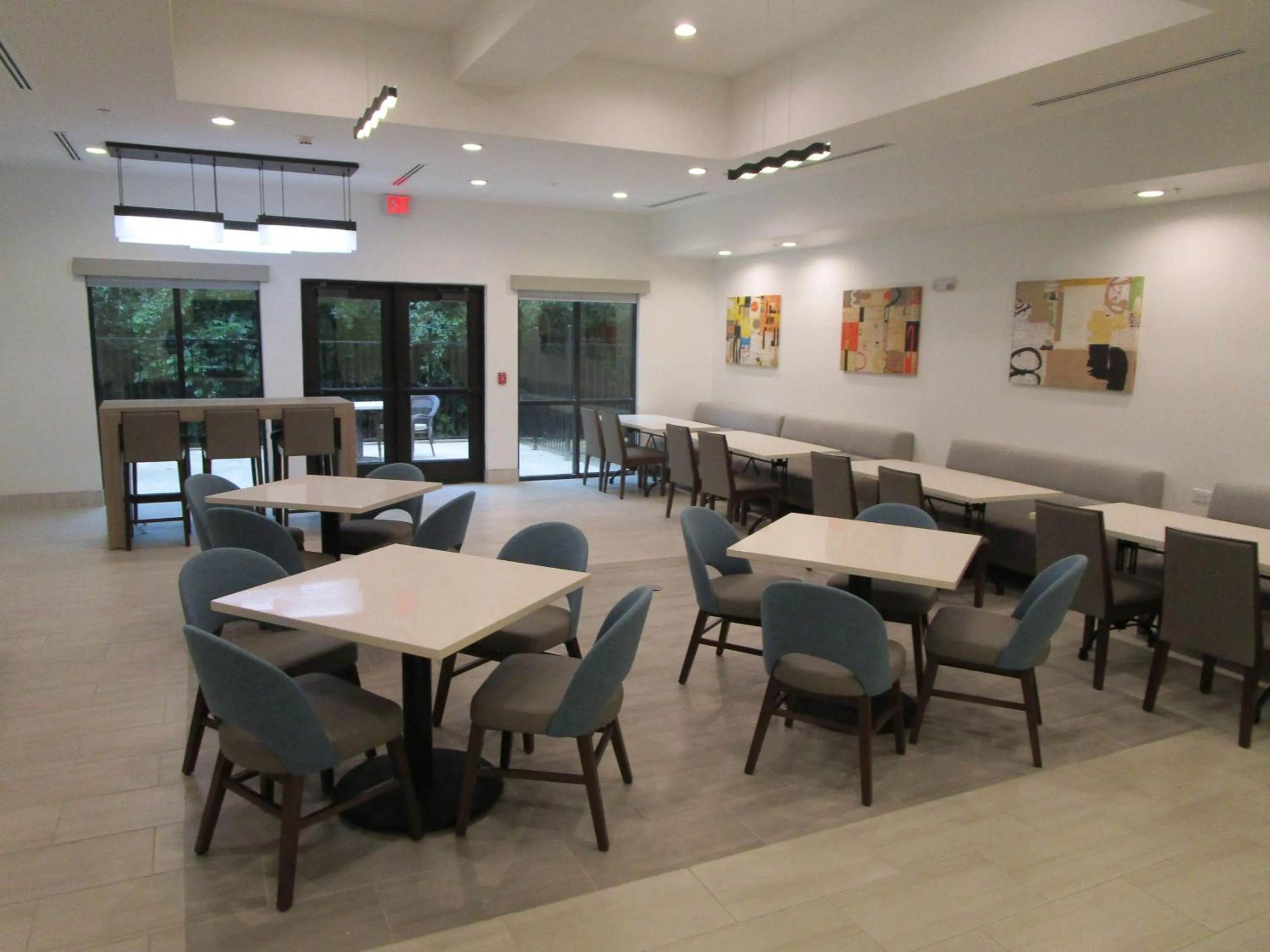 Breakfast in Reddy Hotel Bonham