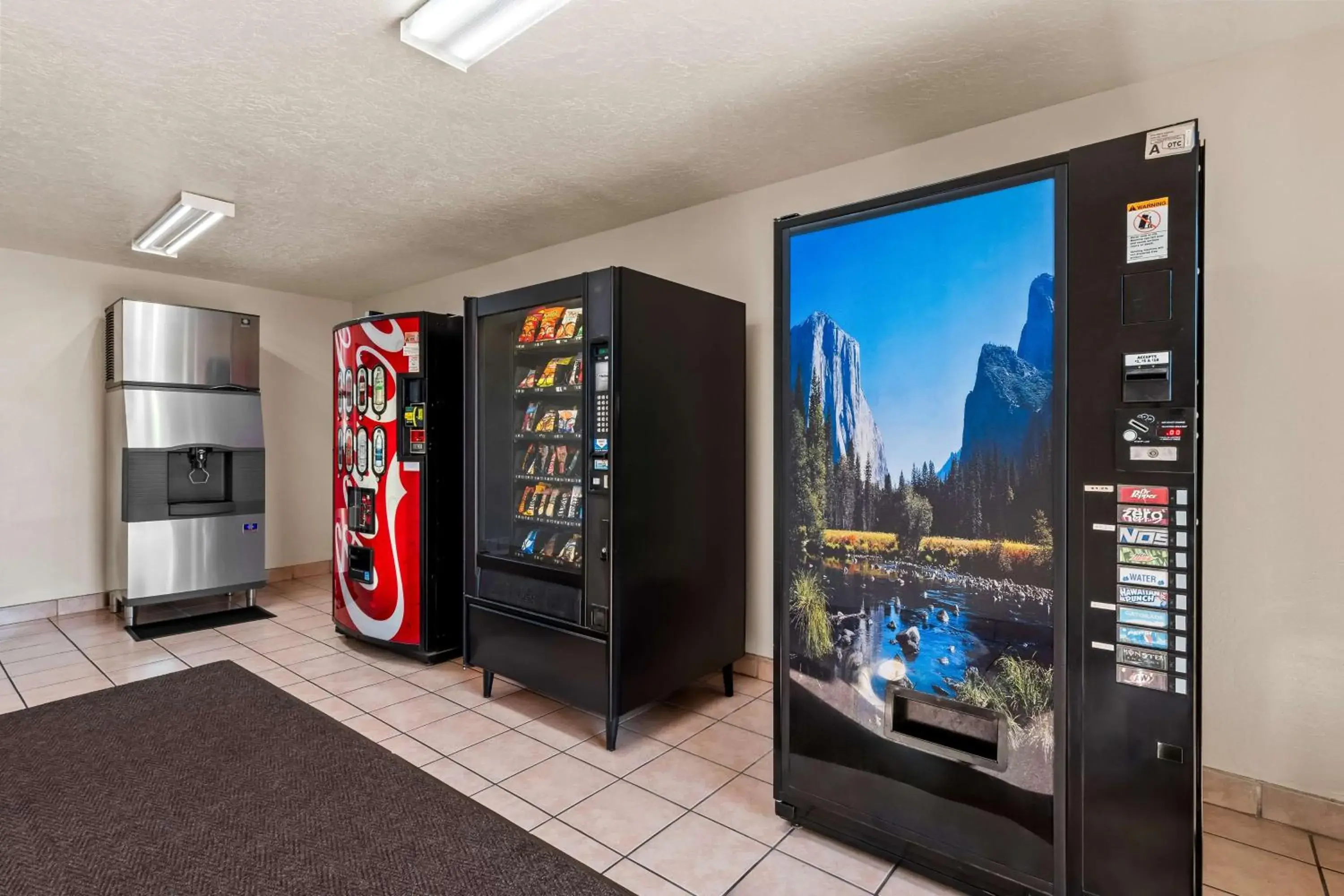 Property building in SureStay Hotel by Best Western Duncan Property building in SureStay Hotel by Best Western Duncan