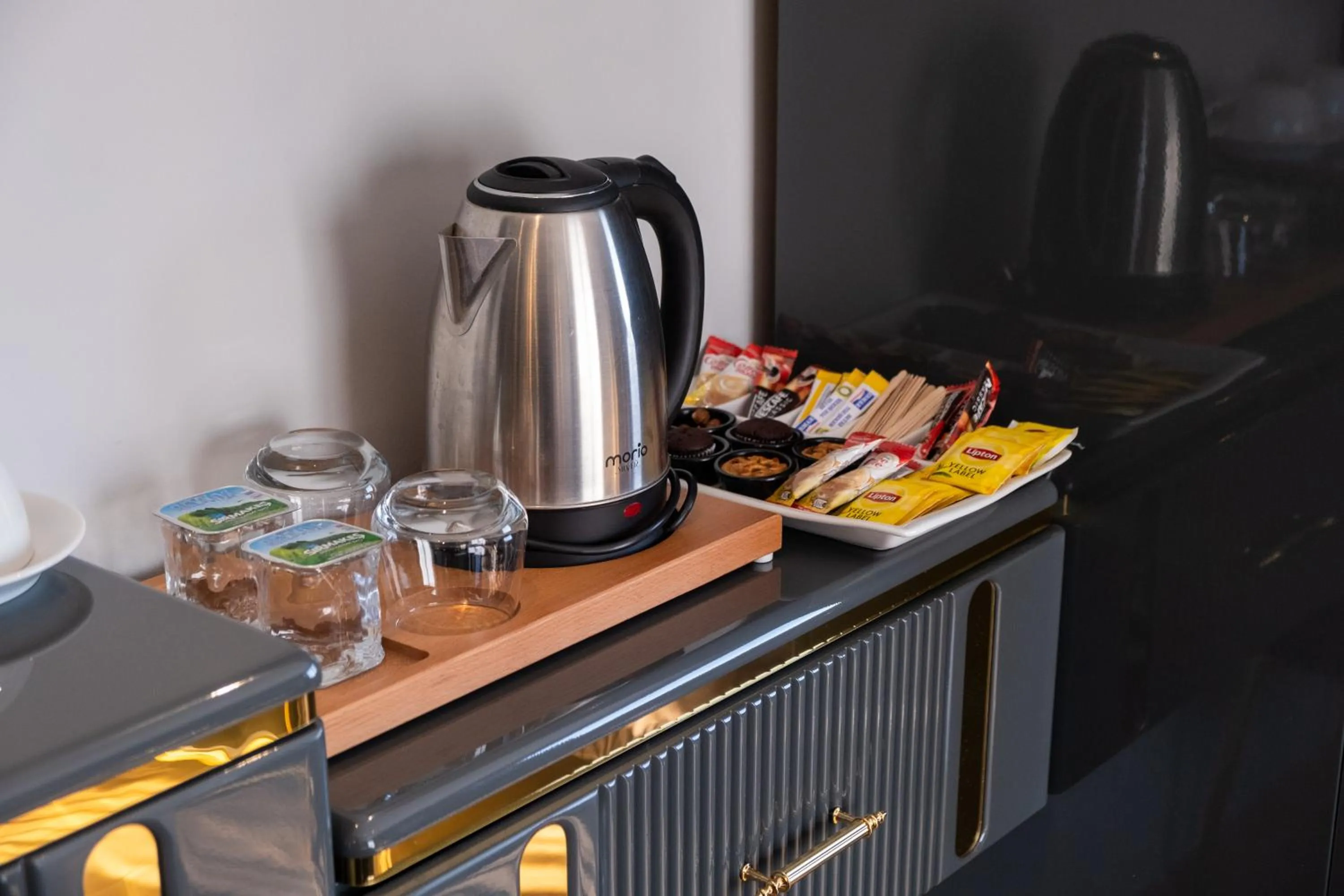 Coffee/tea facilities in Wind Suit