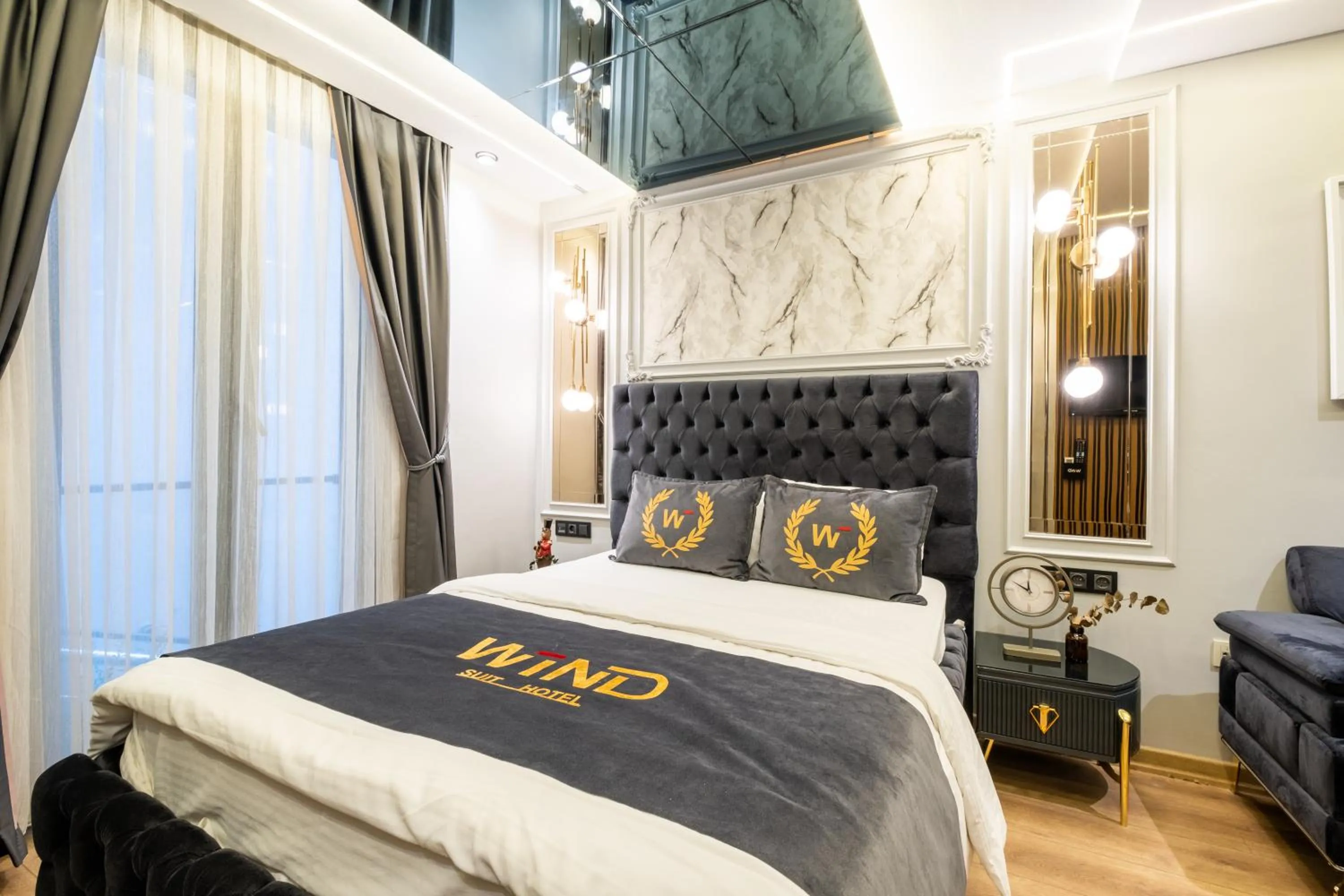 Bedroom, Bed in Wind Suit