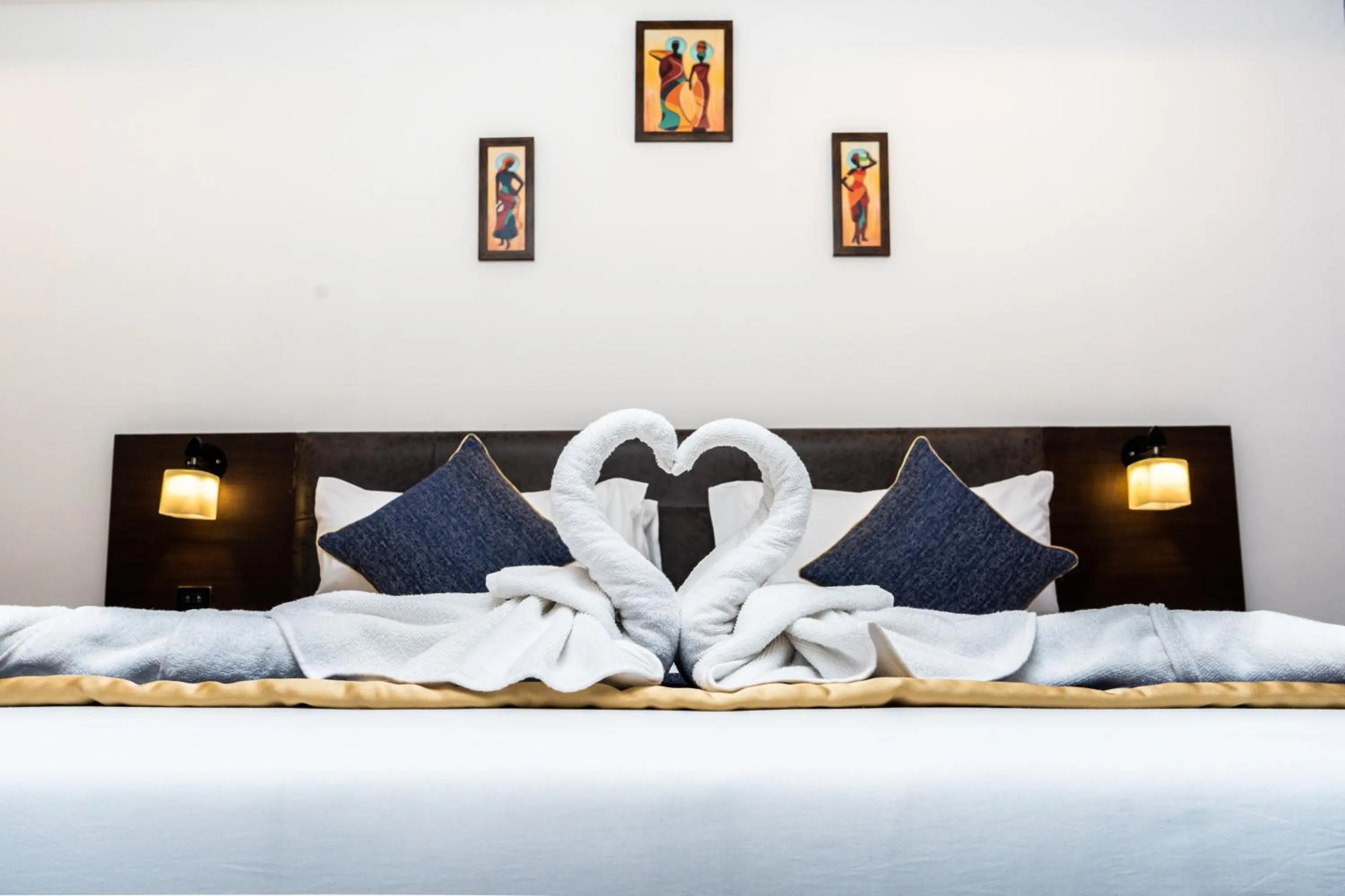 Bedroom, Bed in Marksman Resort