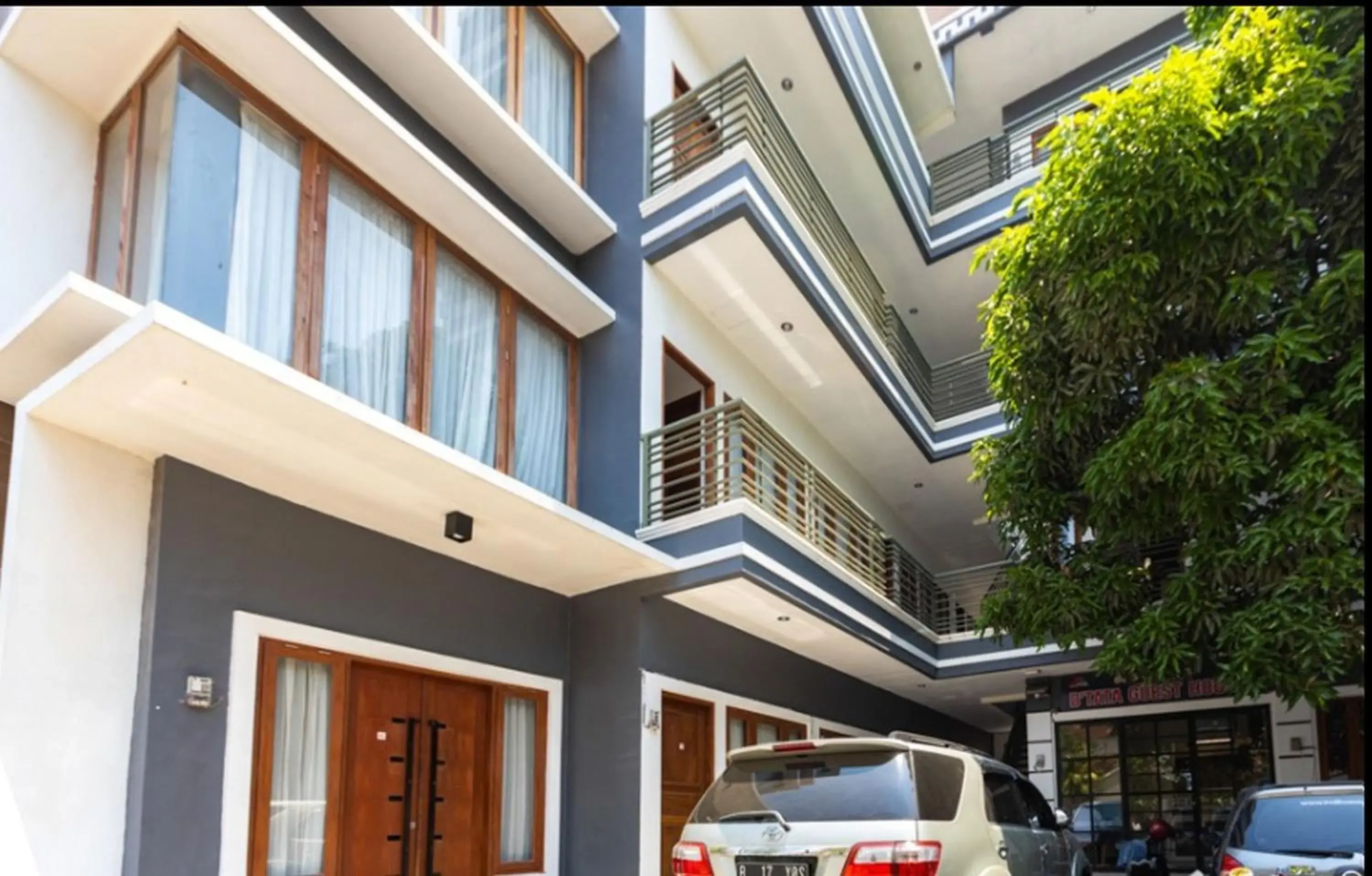 Property building in RedDoorz Syariah @ Batua Raya Property building in RedDoorz Syariah @ Batua Raya