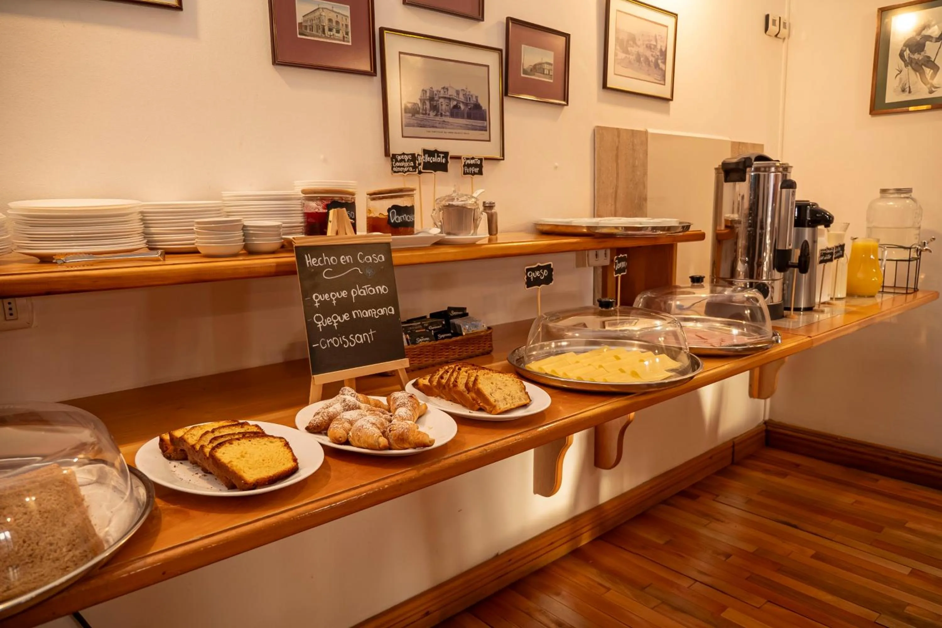 Breakfast in Hotel Plaza