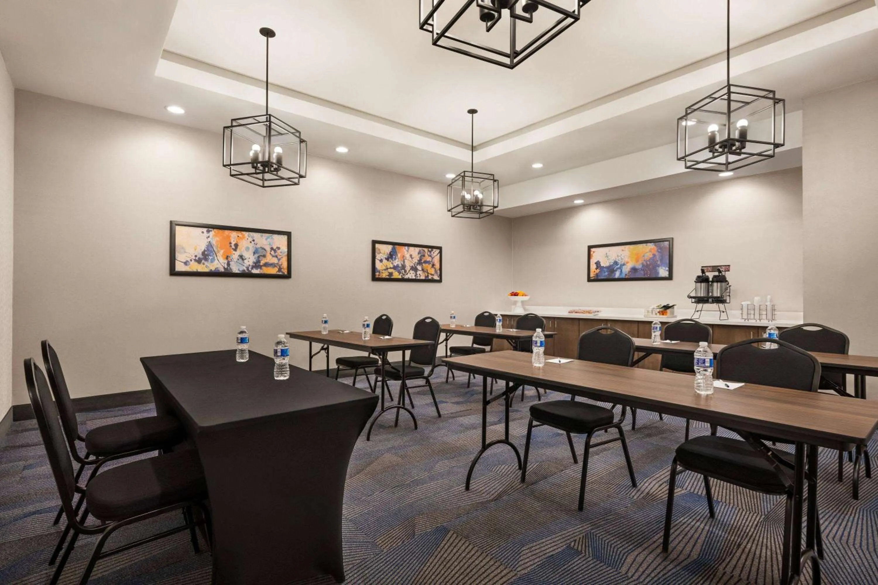 Meeting/conference room in Hawthorn Extended Stay by Wyndham Del Rio