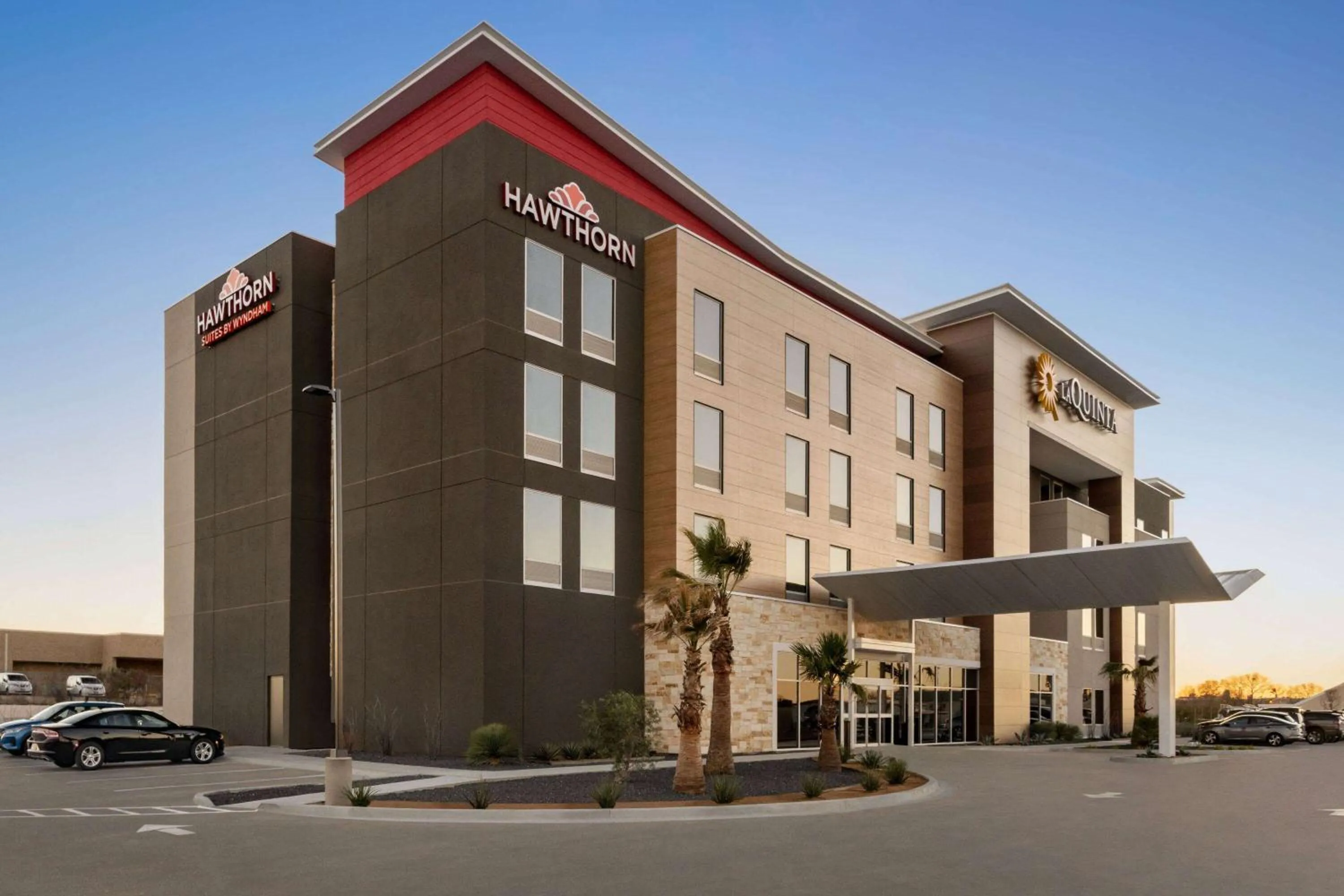 Property building in Hawthorn Extended Stay by Wyndham Del Rio