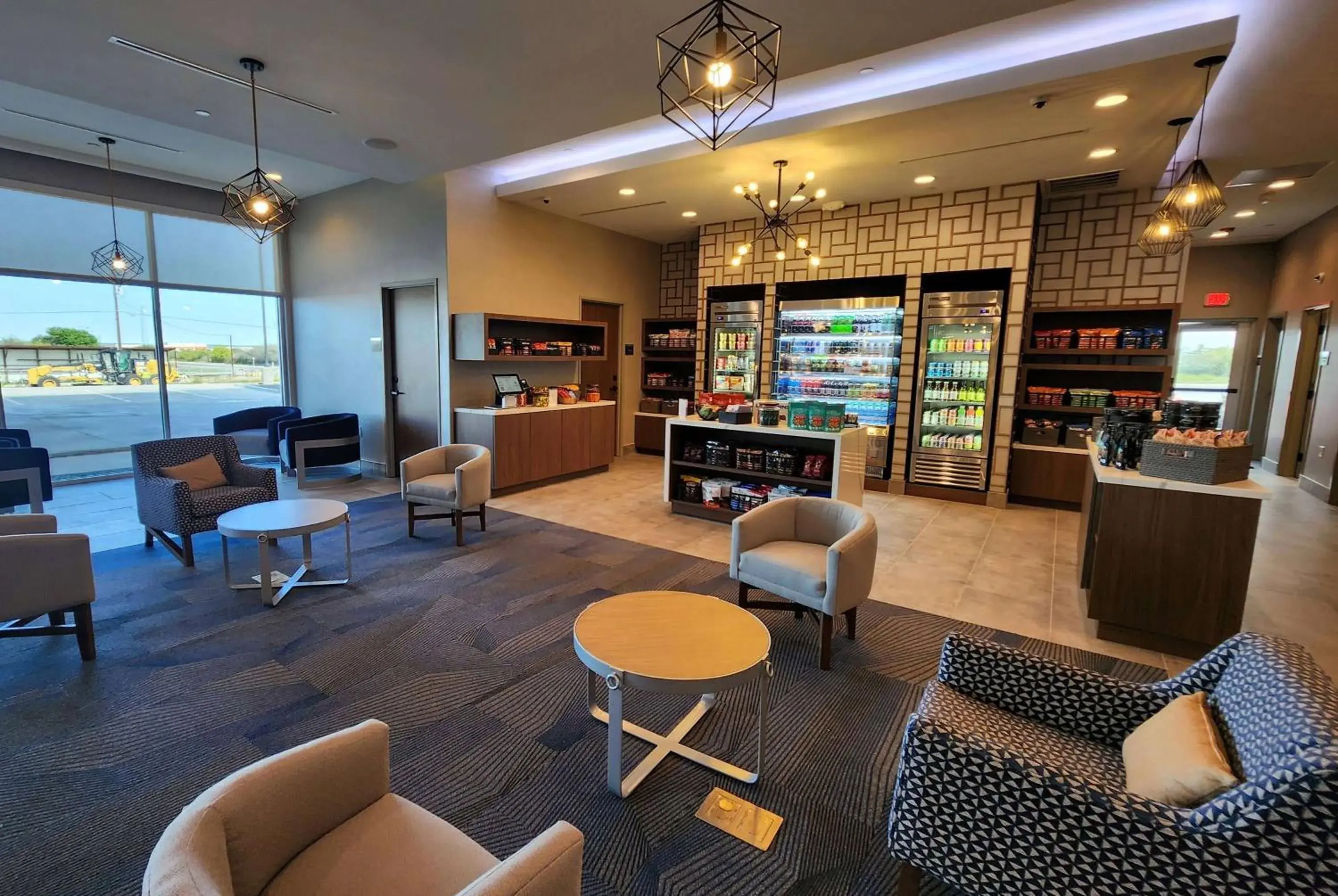 Lobby or reception in La Quinta Inn & Suites by Wyndham Del Rio Lobby or reception in La Quinta Inn & Suites by Wyndham Del Rio