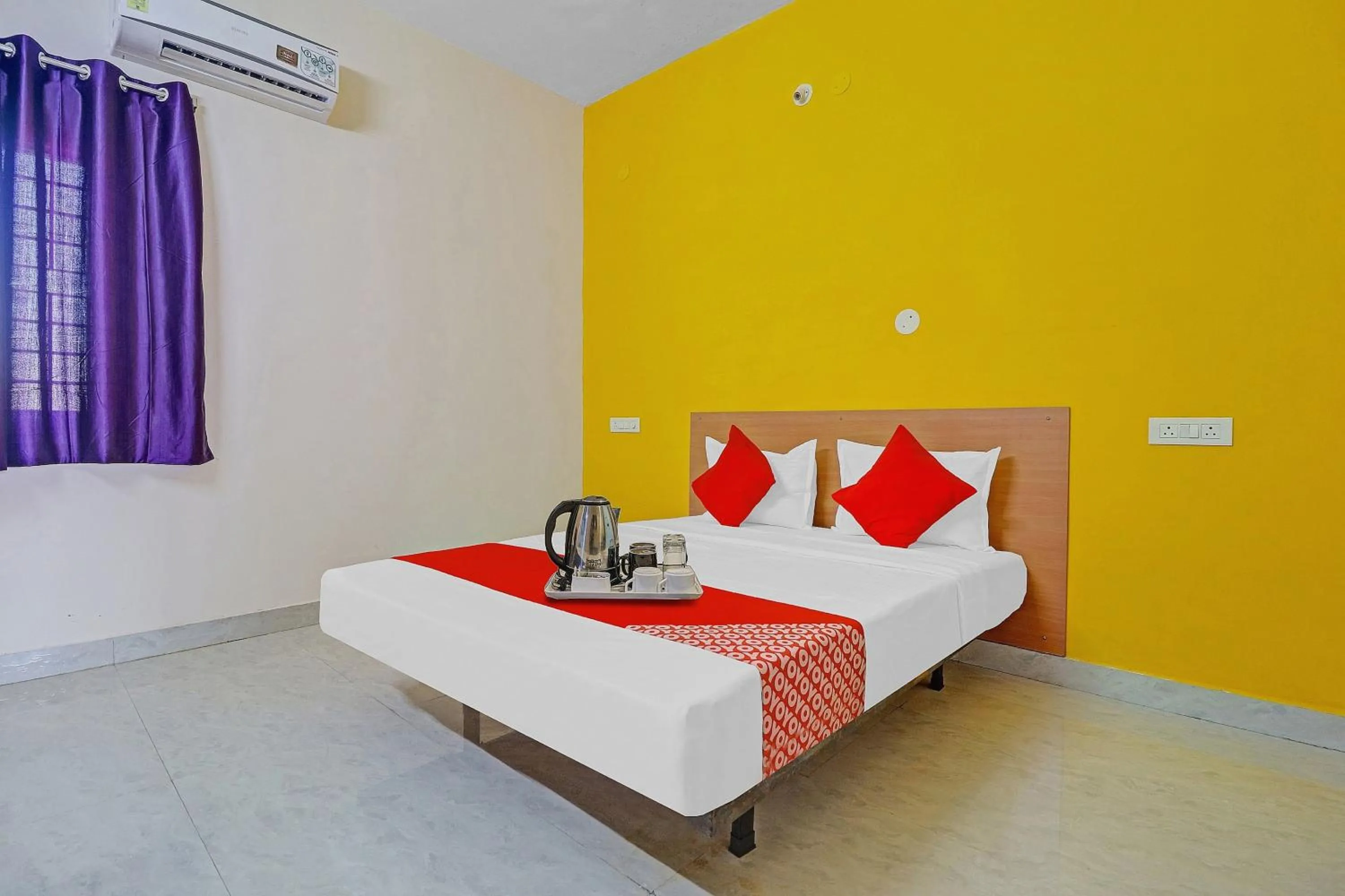 Bedroom, Bed in Super Hotel O Elite Stay